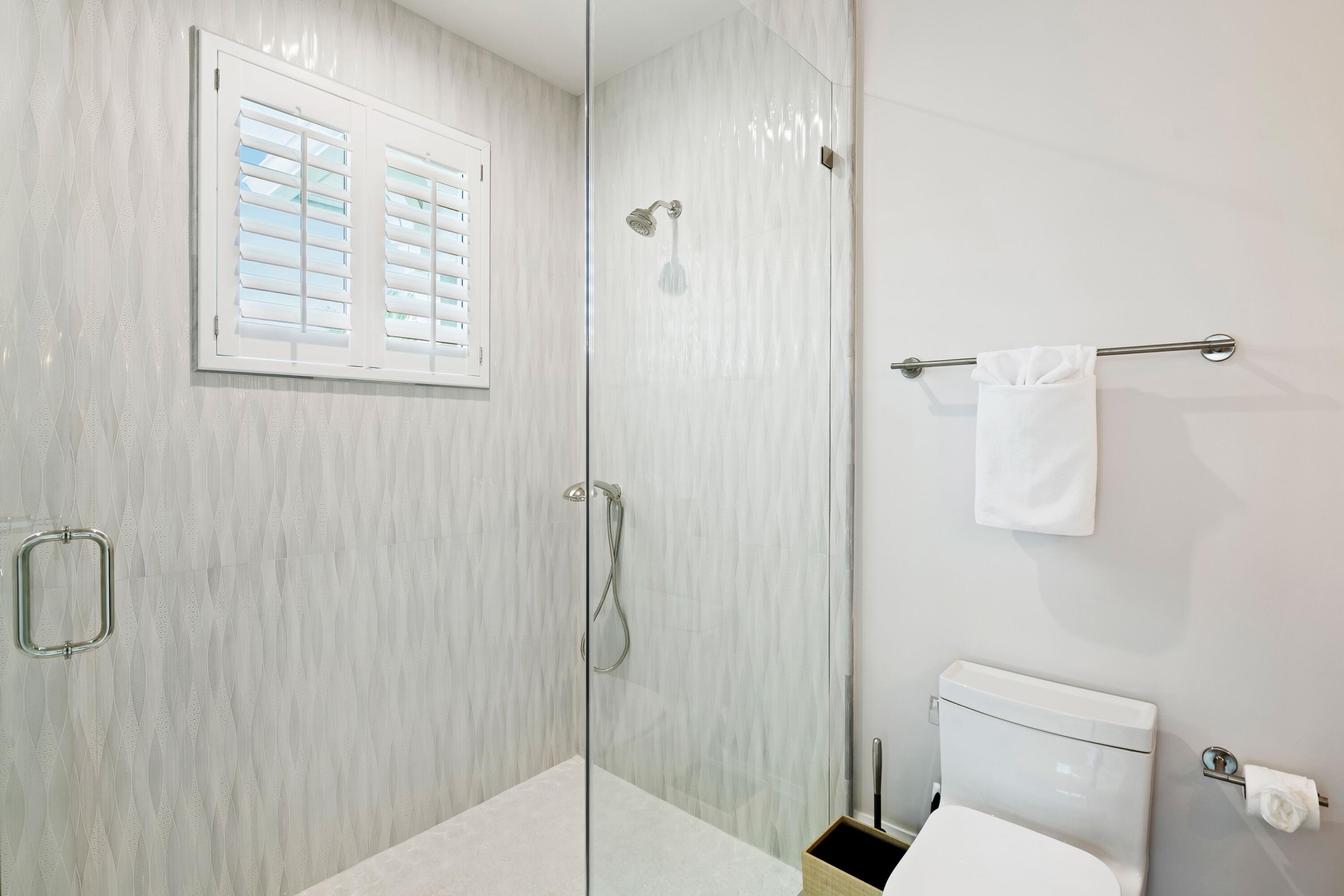 319 Coconut Isle #3, Fort Lauderdale FL 33301