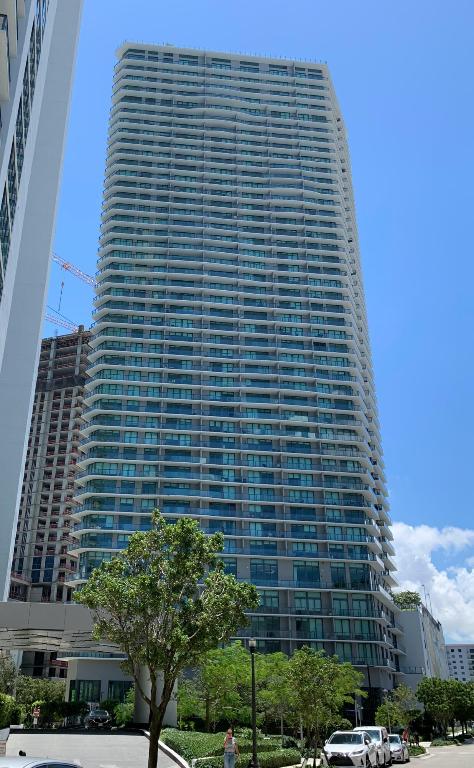 501 NE 31st #3903, Miami FL 33137