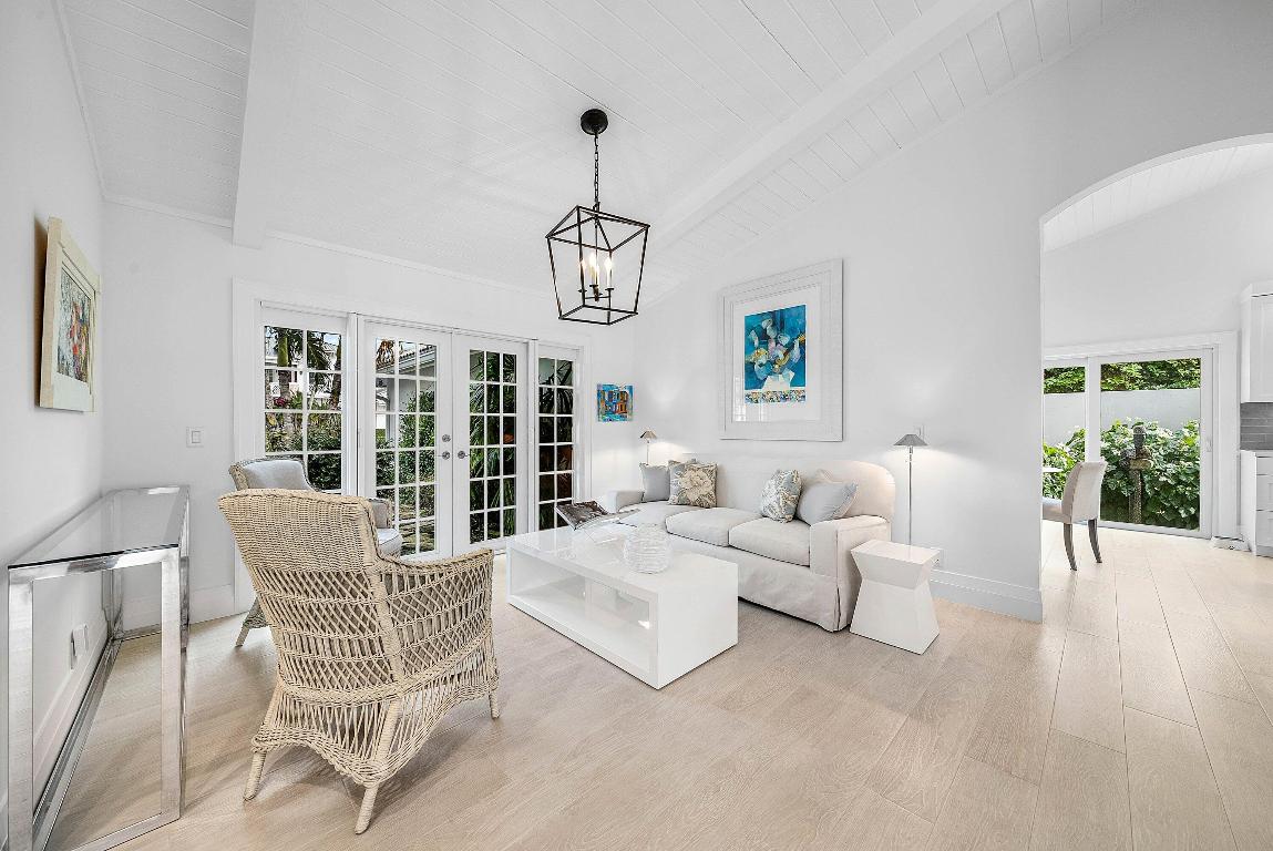 4199 Bocaire, Boca Raton FL 33487