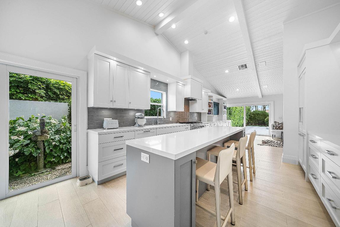 4199 Bocaire, Boca Raton FL 33487