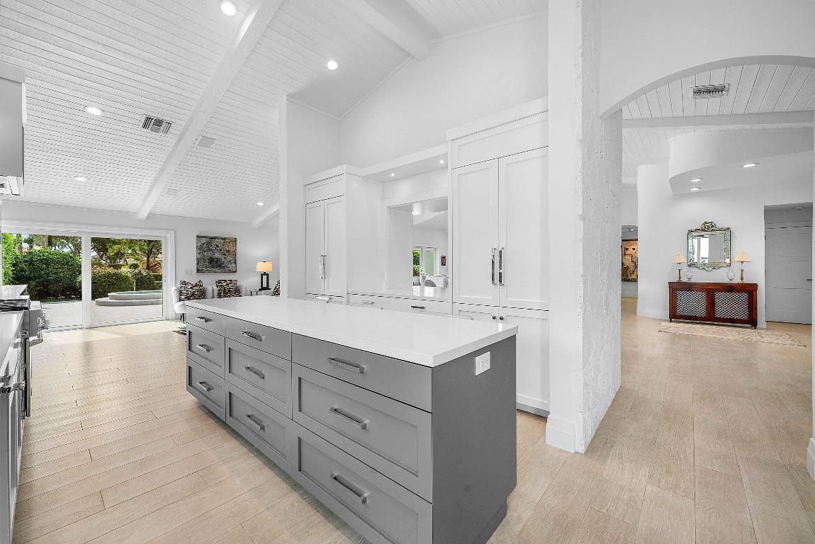 4199 Bocaire, Boca Raton FL 33487