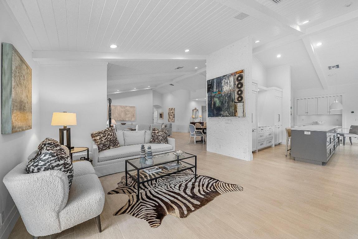 4199 Bocaire, Boca Raton FL 33487