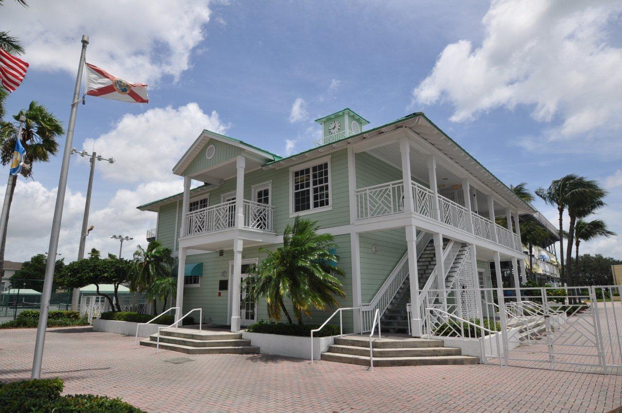 122 Andrews #C, Delray Beach FL 33483