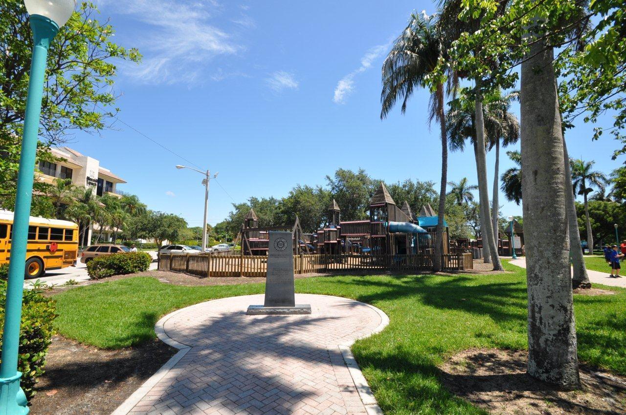 122 Andrews #C, Delray Beach FL 33483