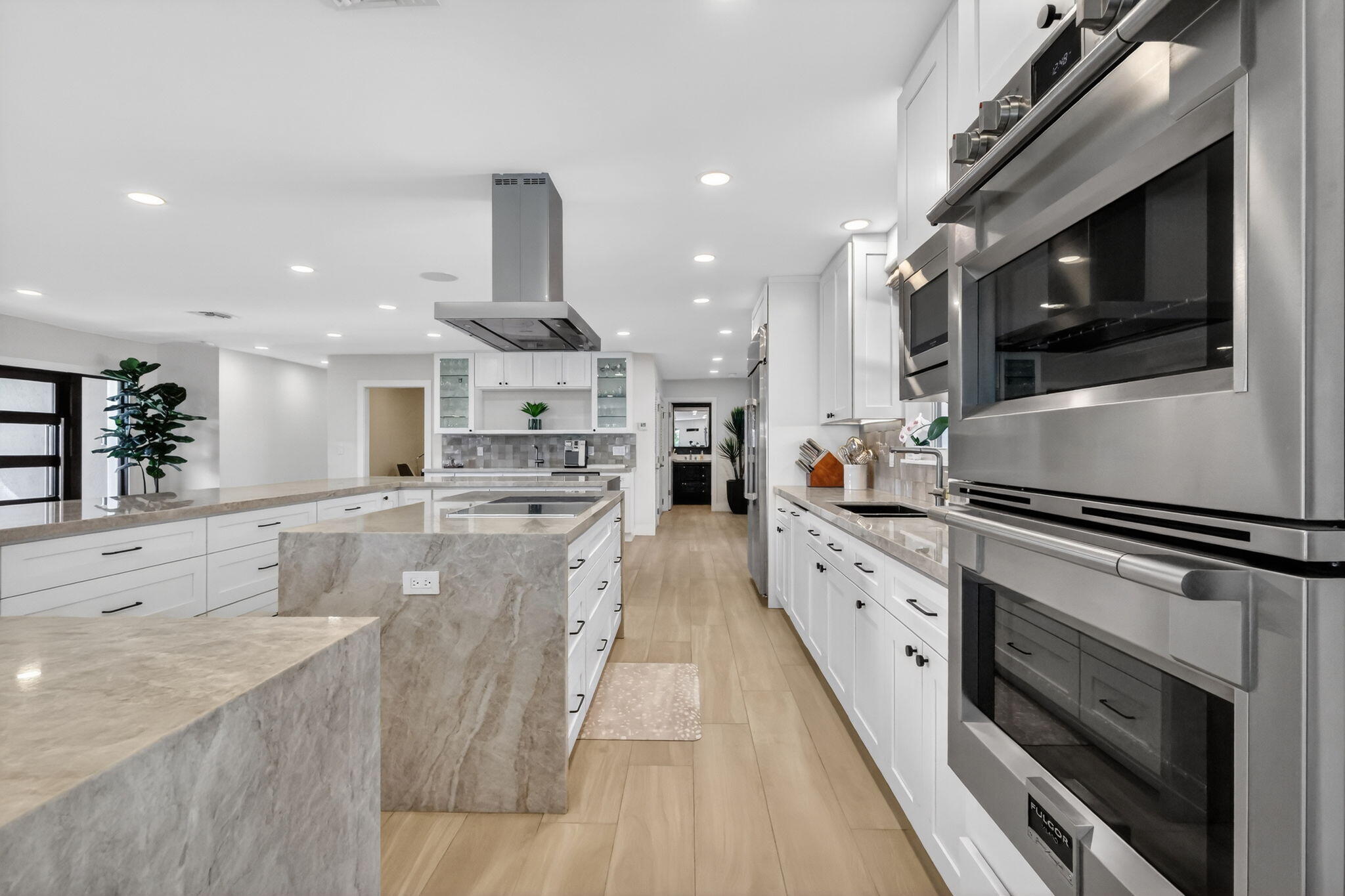 937 SW 34th, Boynton Beach FL 33435