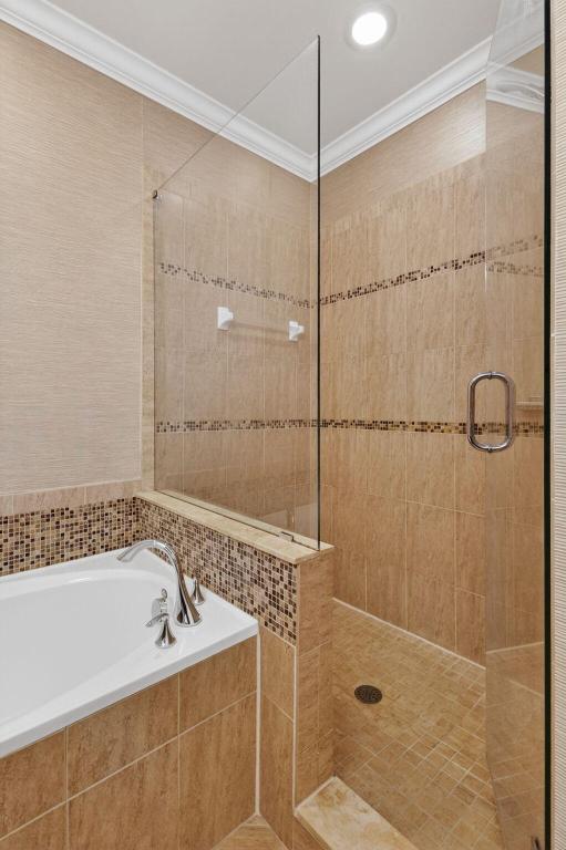 4543 Mediterranean, Palm Beach Gardens FL 33418