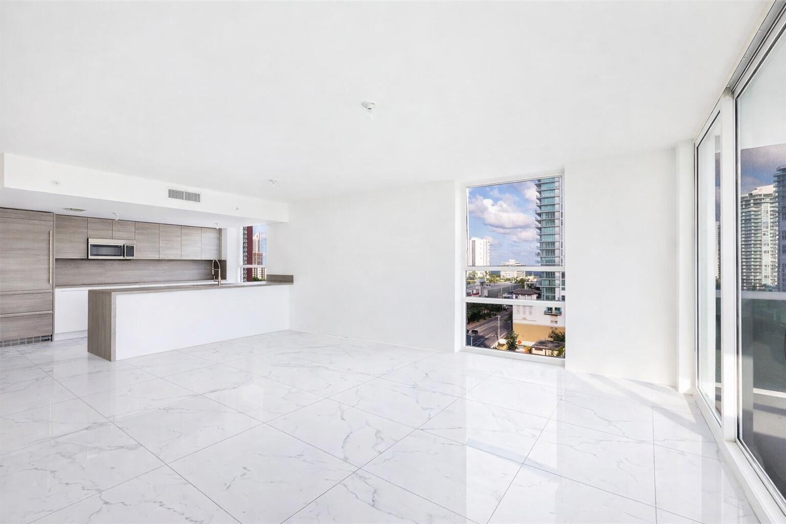 400 Sunny Isles #1022, Sunny Isles Beach FL 33160