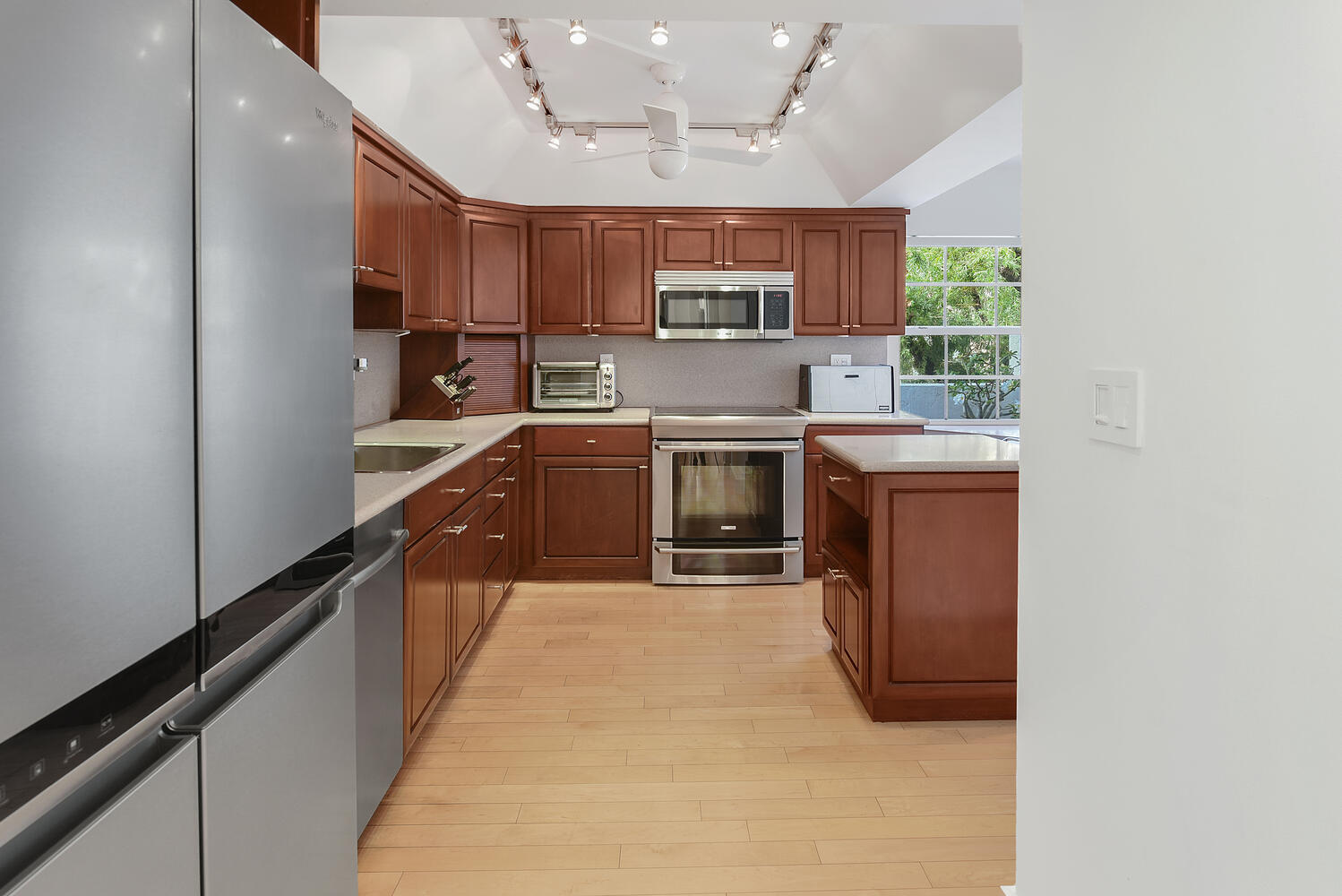 7369 Orangewood #108, Boca Raton FL 33433