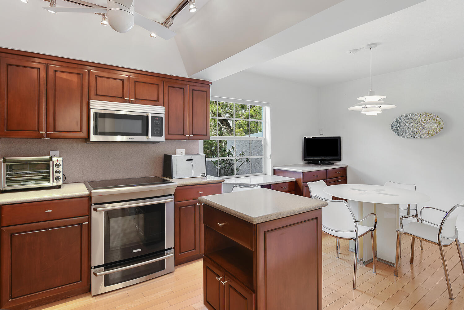 7369 Orangewood #108, Boca Raton FL 33433