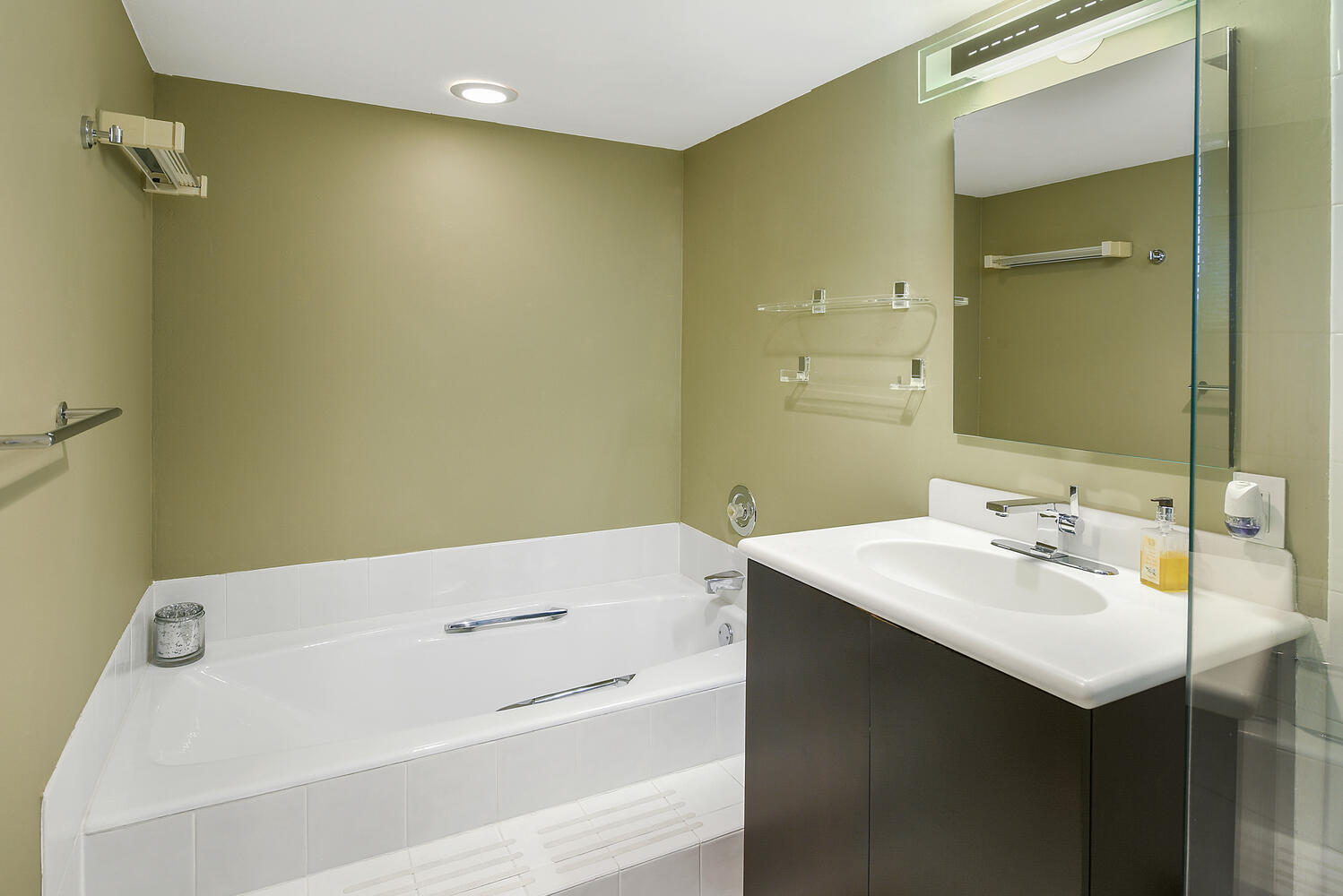 7369 Orangewood #108, Boca Raton FL 33433