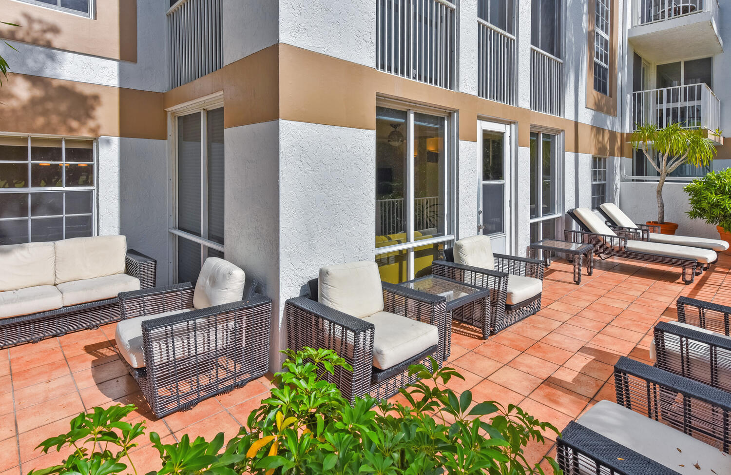 7369 Orangewood #108, Boca Raton FL 33433