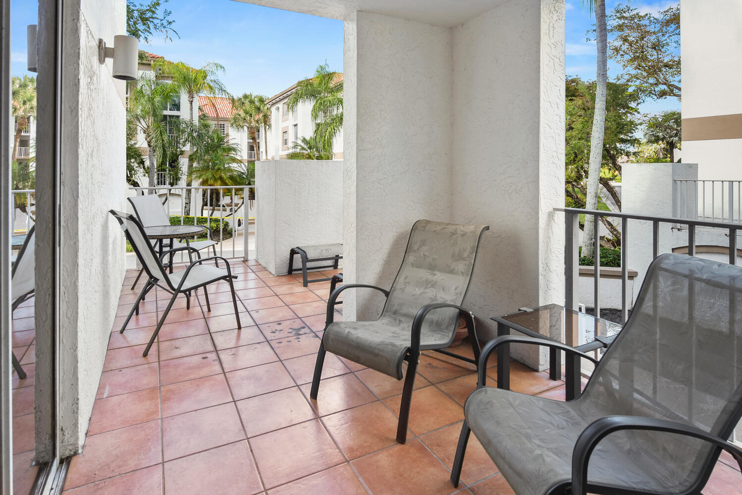 7369 Orangewood #108, Boca Raton FL 33433