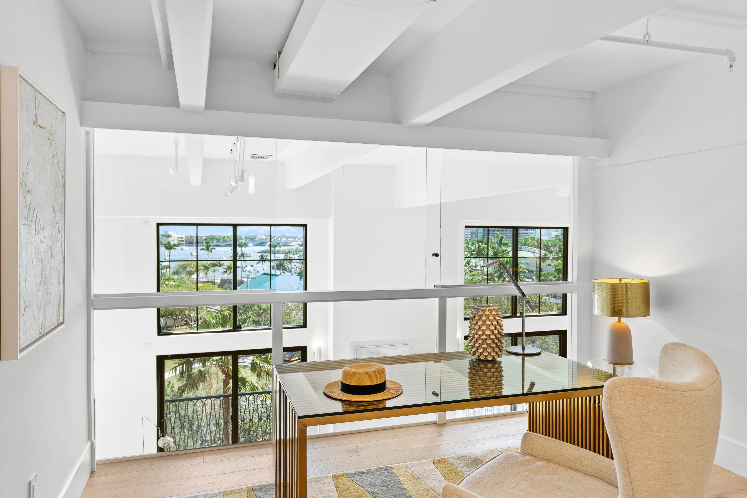 101 N Clematis #412, West Palm Beach FL 33401