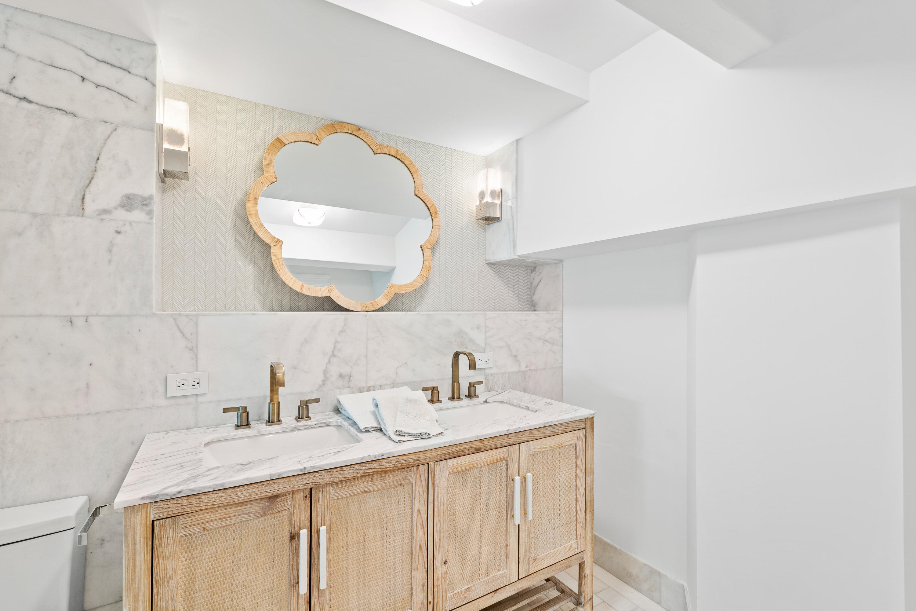 101 N Clematis #412, West Palm Beach FL 33401