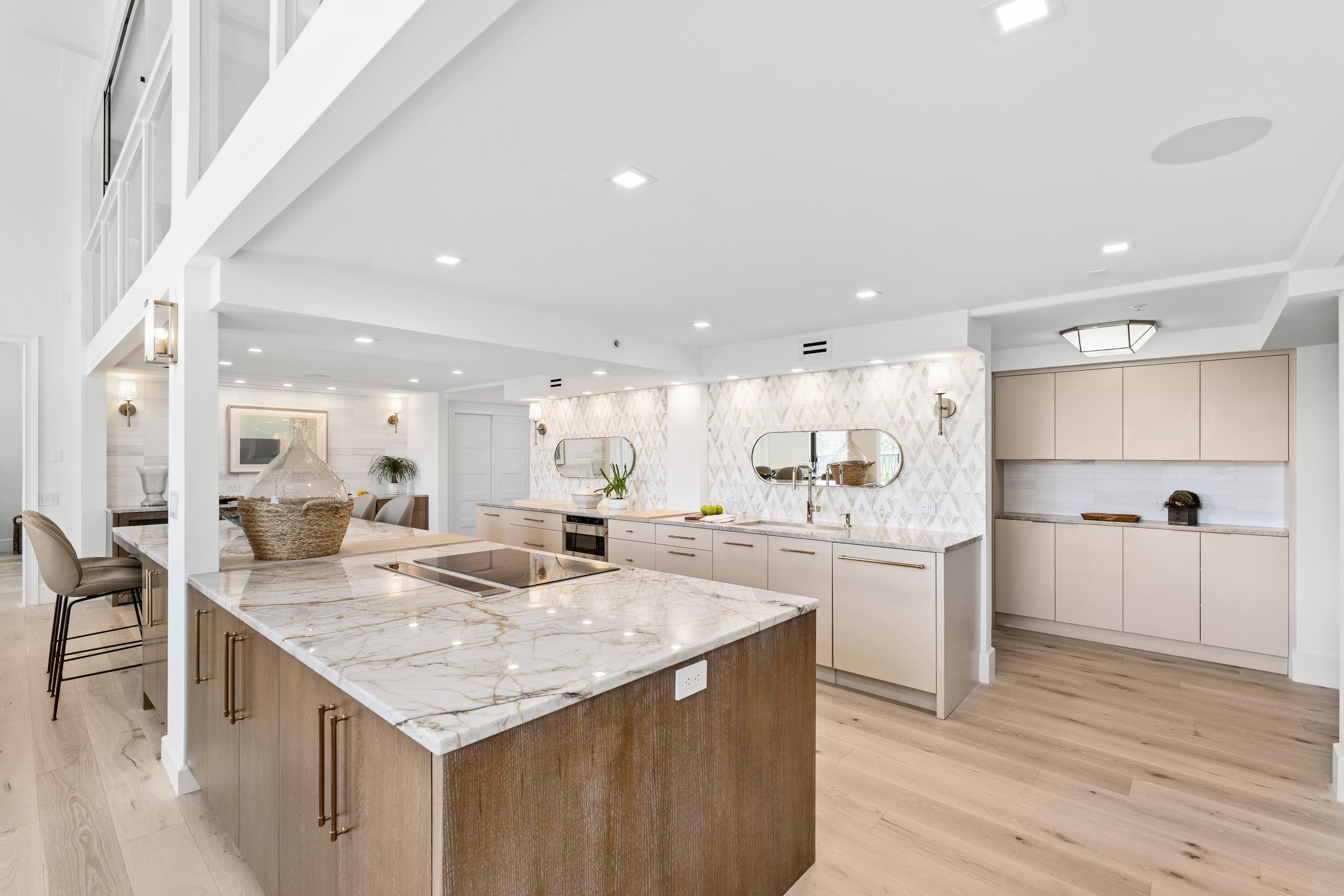 101 N Clematis #412, West Palm Beach FL 33401