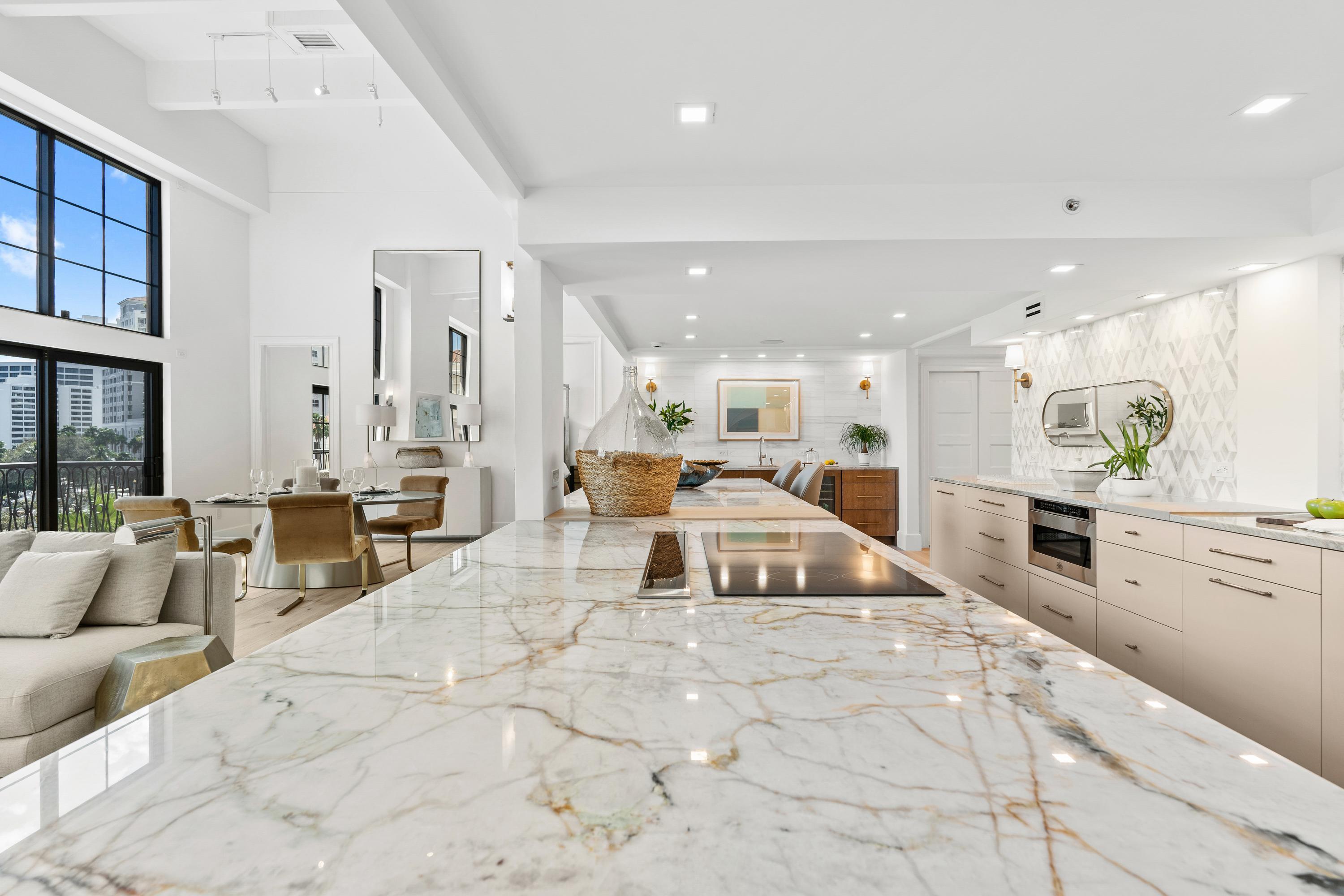 101 N Clematis #412, West Palm Beach FL 33401