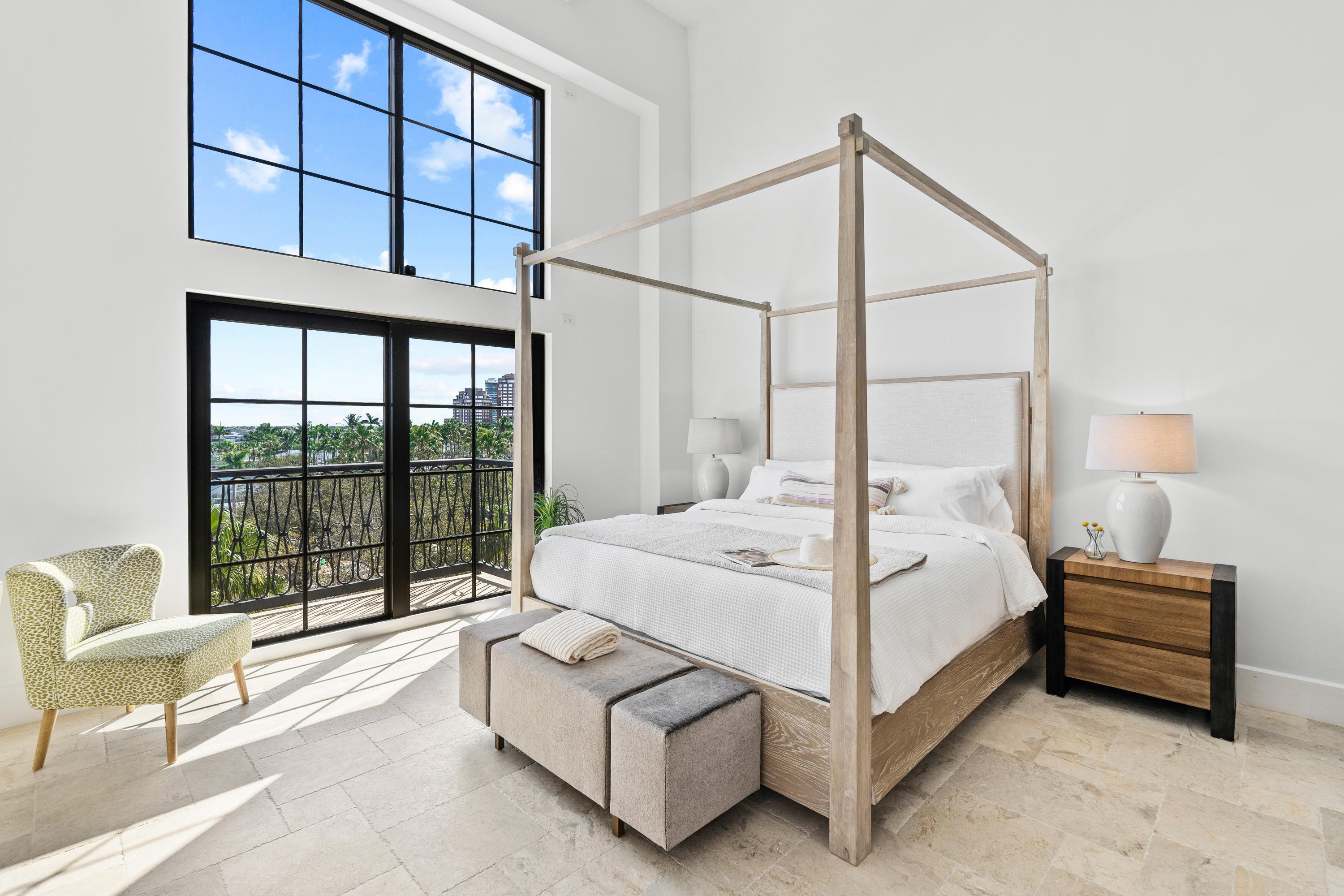 101 N Clematis #412, West Palm Beach FL 33401