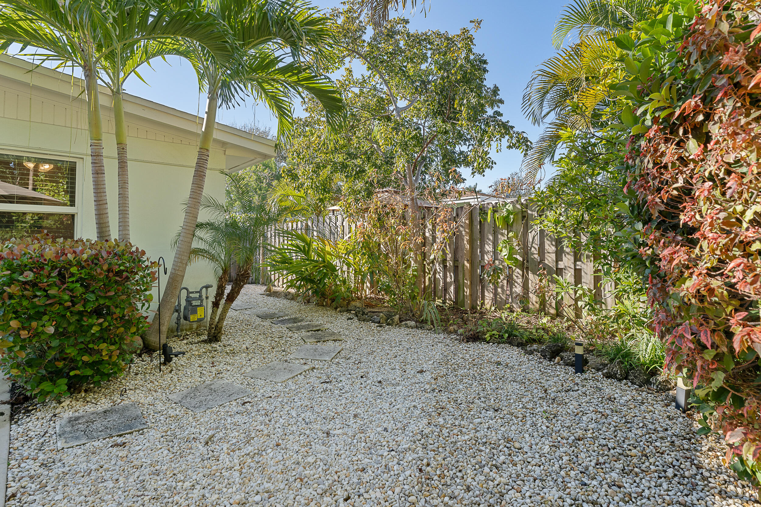 429 Inlet, North Palm Beach FL 33408