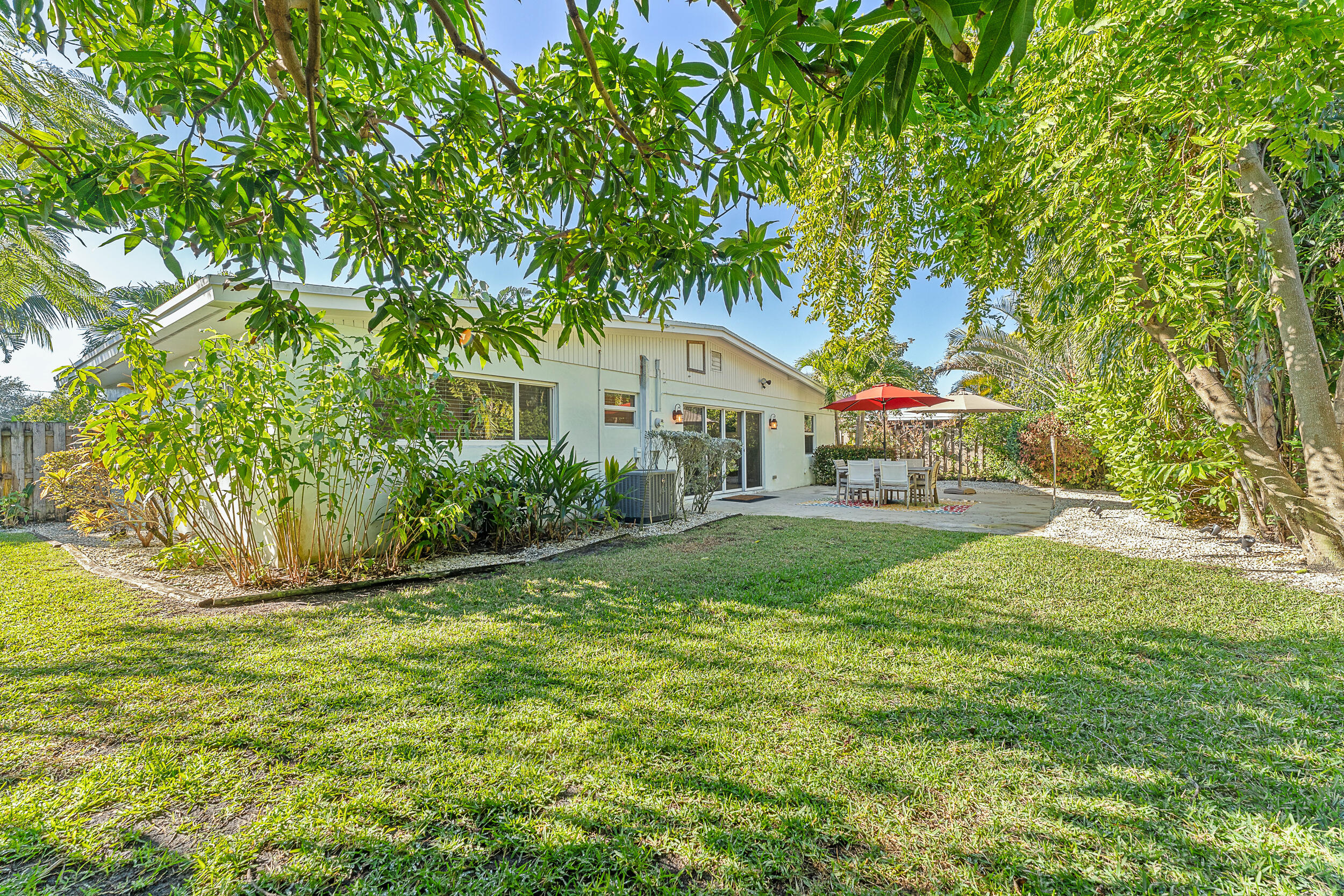 429 Inlet, North Palm Beach FL 33408