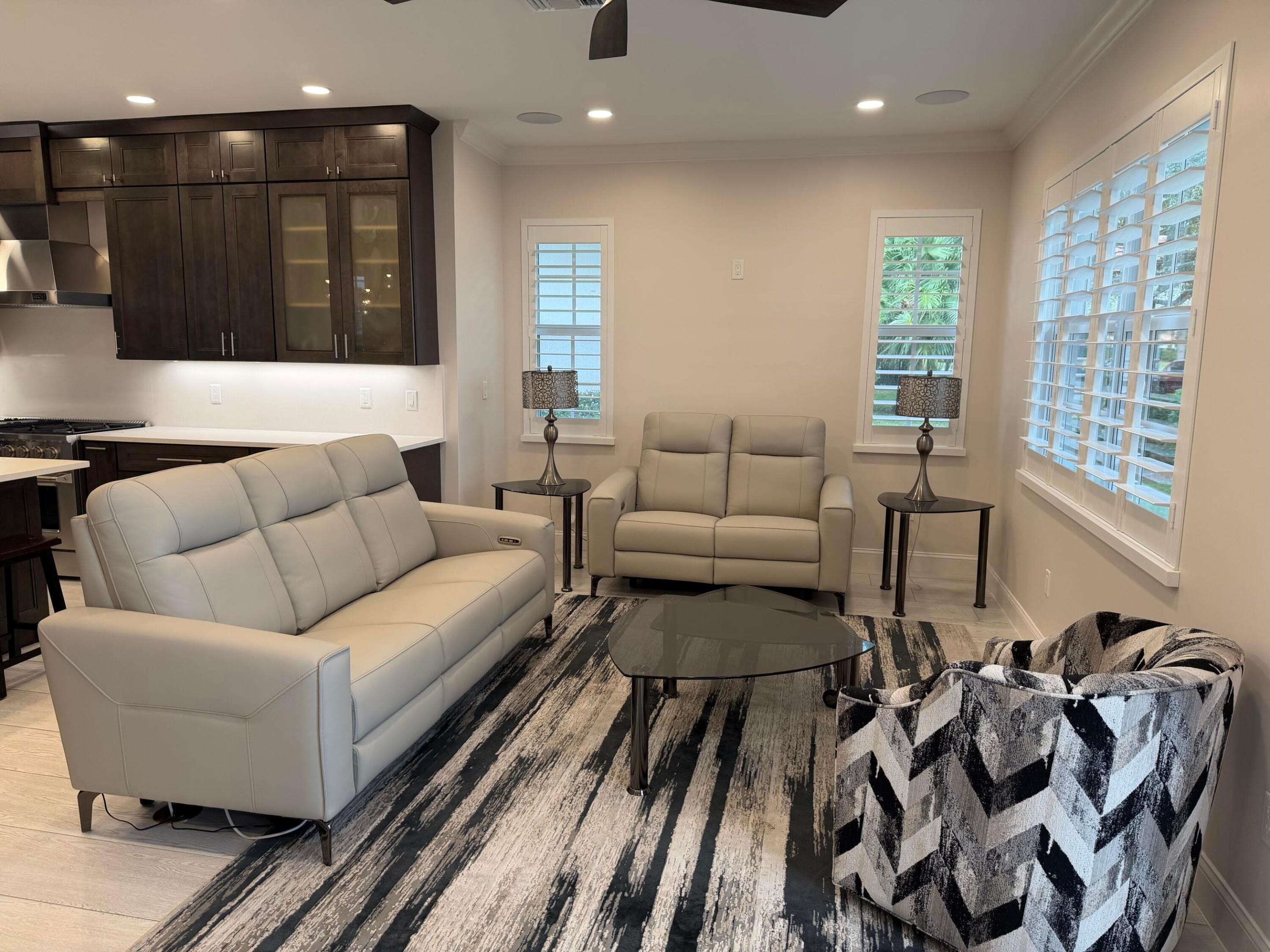 Palm Beach Gardens FL 33410 - R11152671