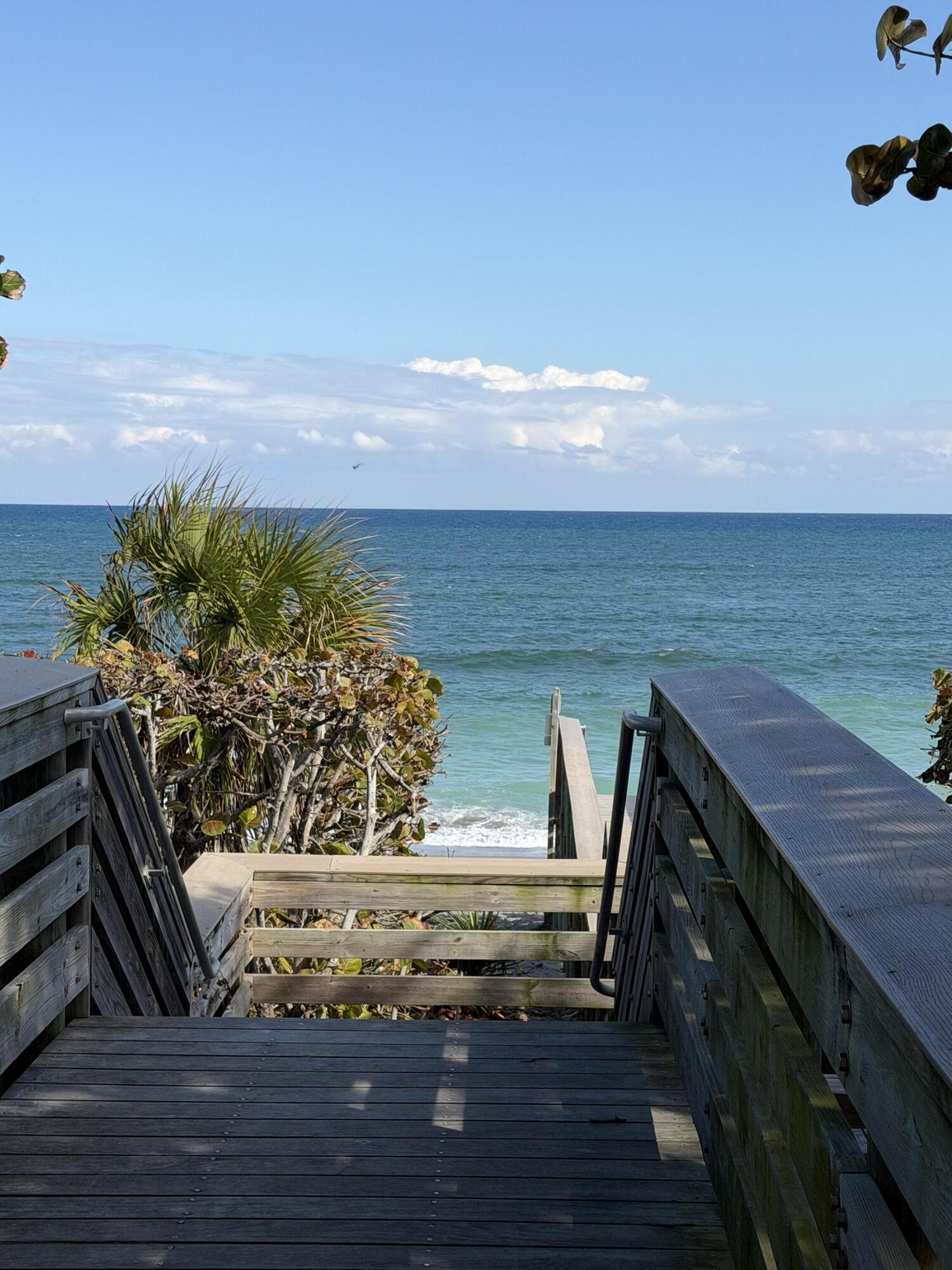 Palm Beach Gardens FL 33410 - R11152671