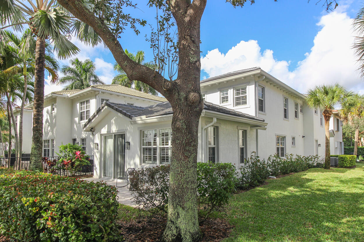 Palm Beach Gardens FL 33410 - R11152671