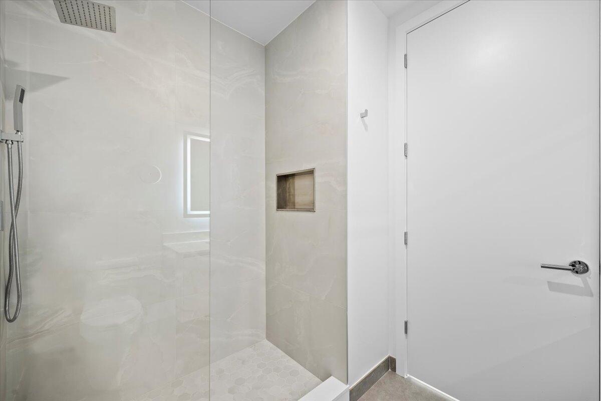 220 Lake Shore #1706, Lake Park FL 33403