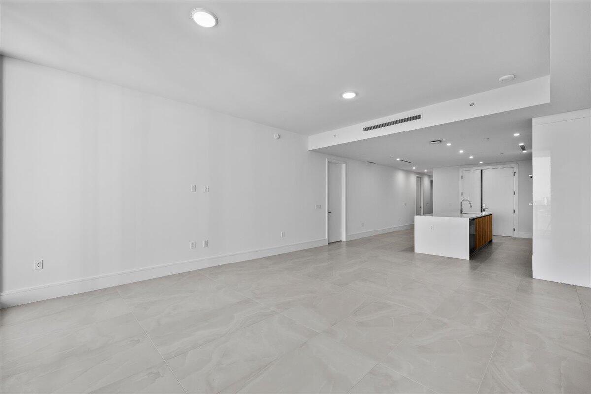 220 Lake Shore #1706, Lake Park FL 33403