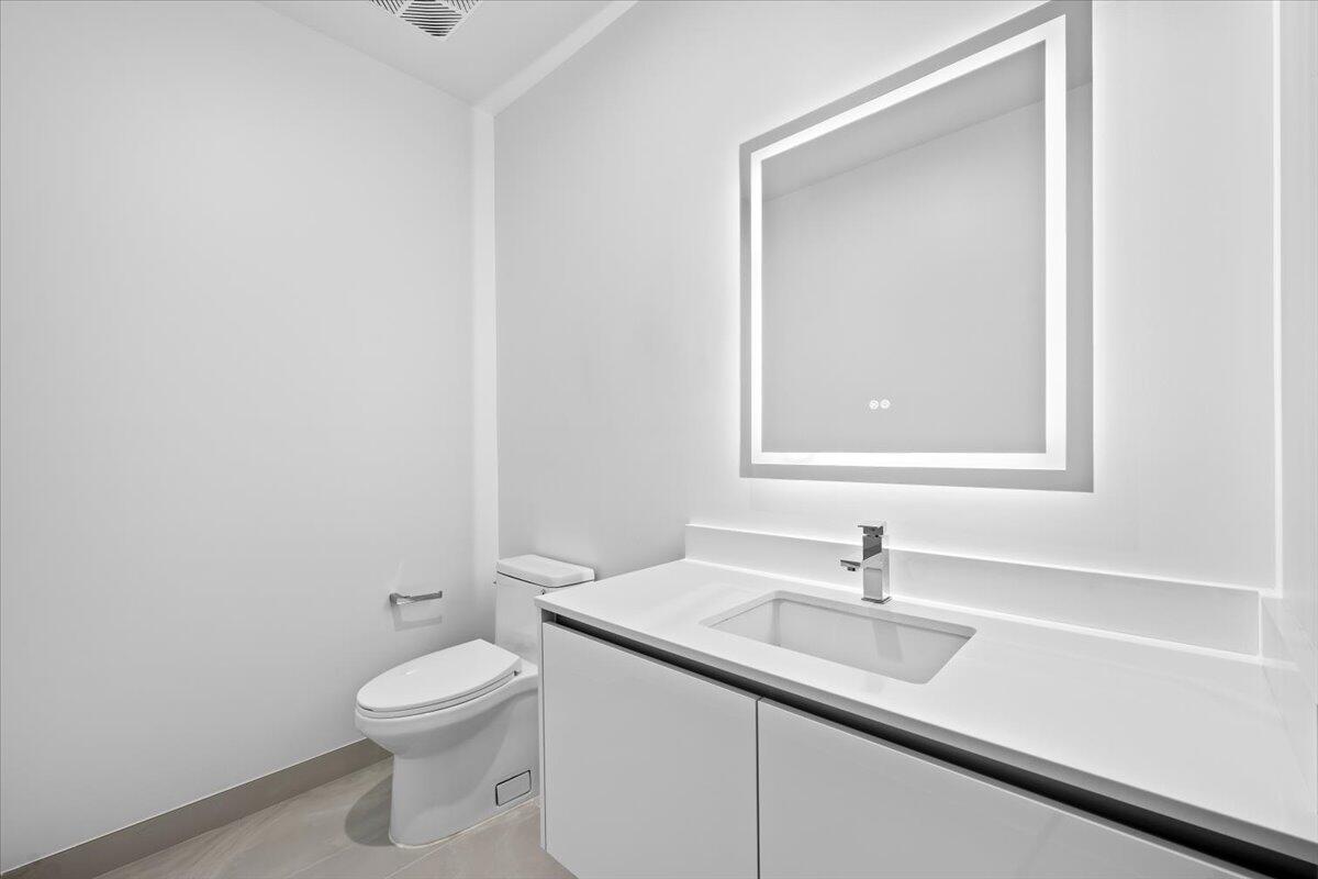 220 Lake Shore #1706, Lake Park FL 33403