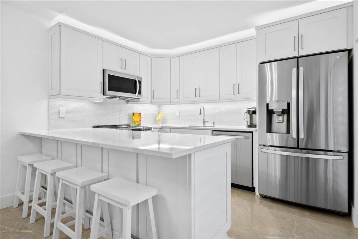 709 7th, Palm Beach Gardens FL 33418