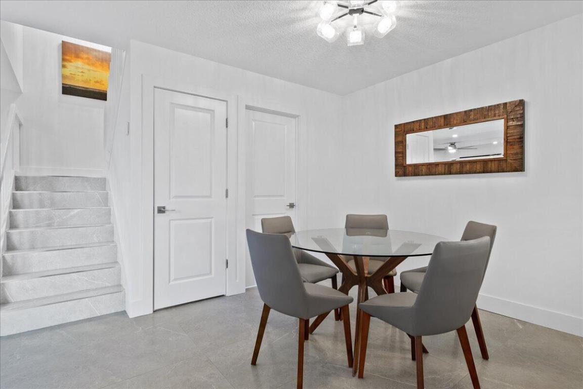 709 7th, Palm Beach Gardens FL 33418