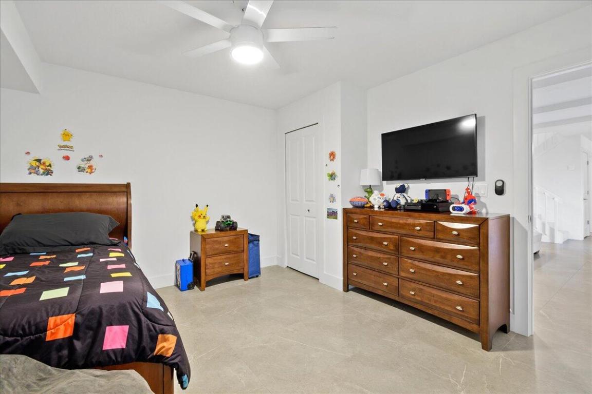 709 7th, Palm Beach Gardens FL 33418
