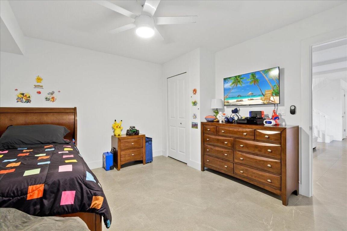 709 7th, Palm Beach Gardens FL 33418