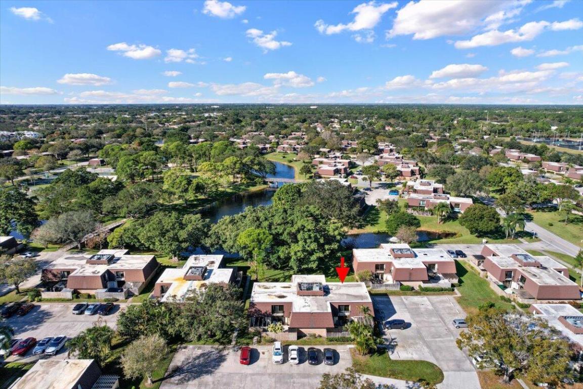 709 7th, Palm Beach Gardens FL 33418