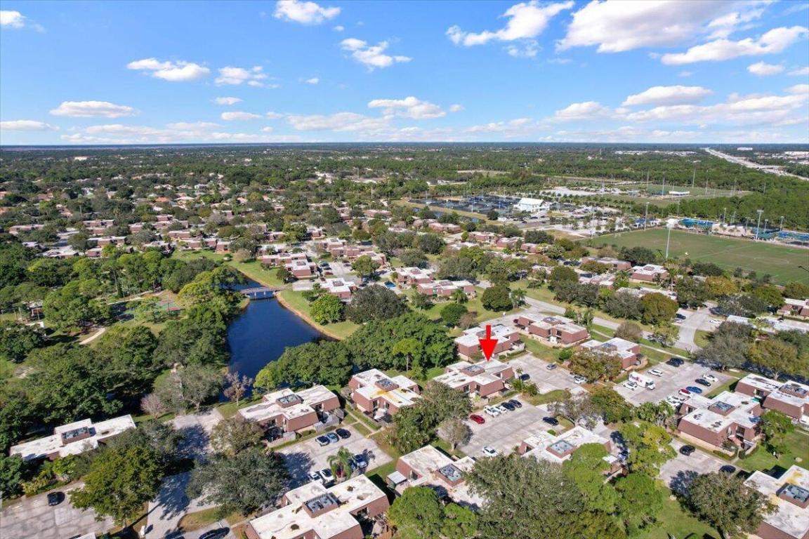709 7th, Palm Beach Gardens FL 33418
