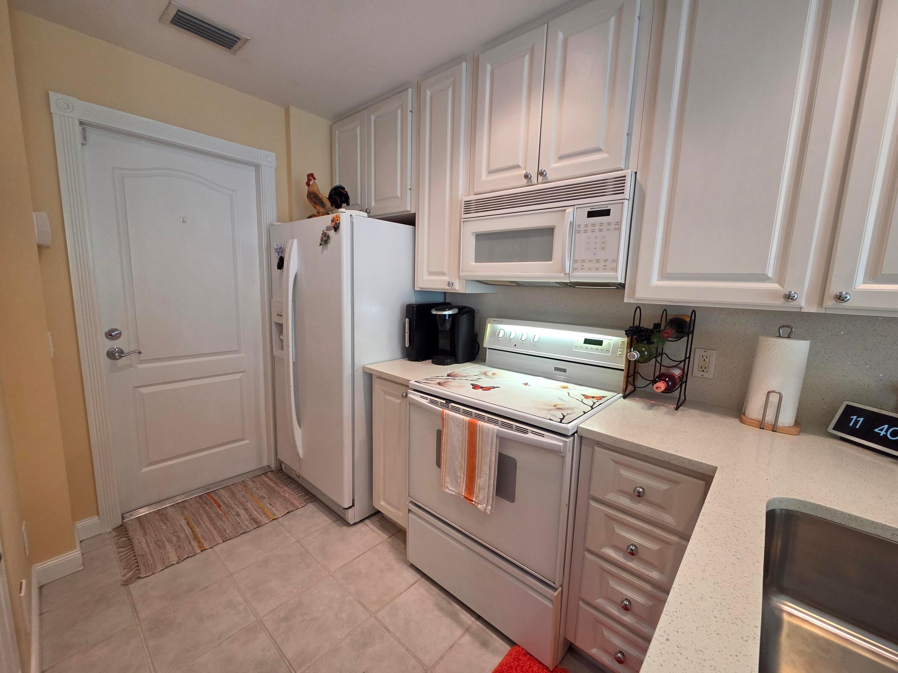 58 Tall Oaks, Tequesta FL 33469