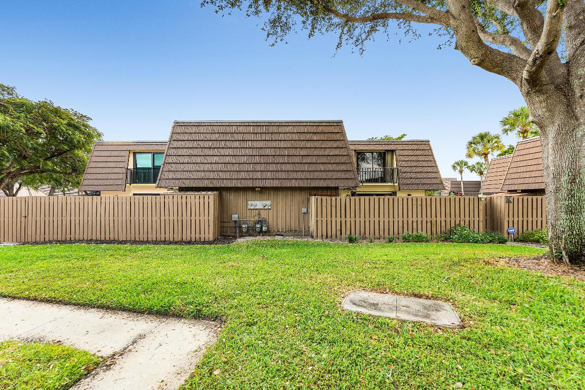 707 7th, Palm Beach Gardens FL 33410
