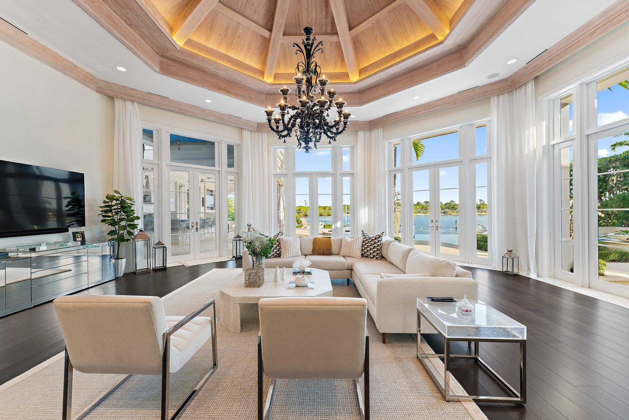 372 Regatta, Jupiter FL 33477