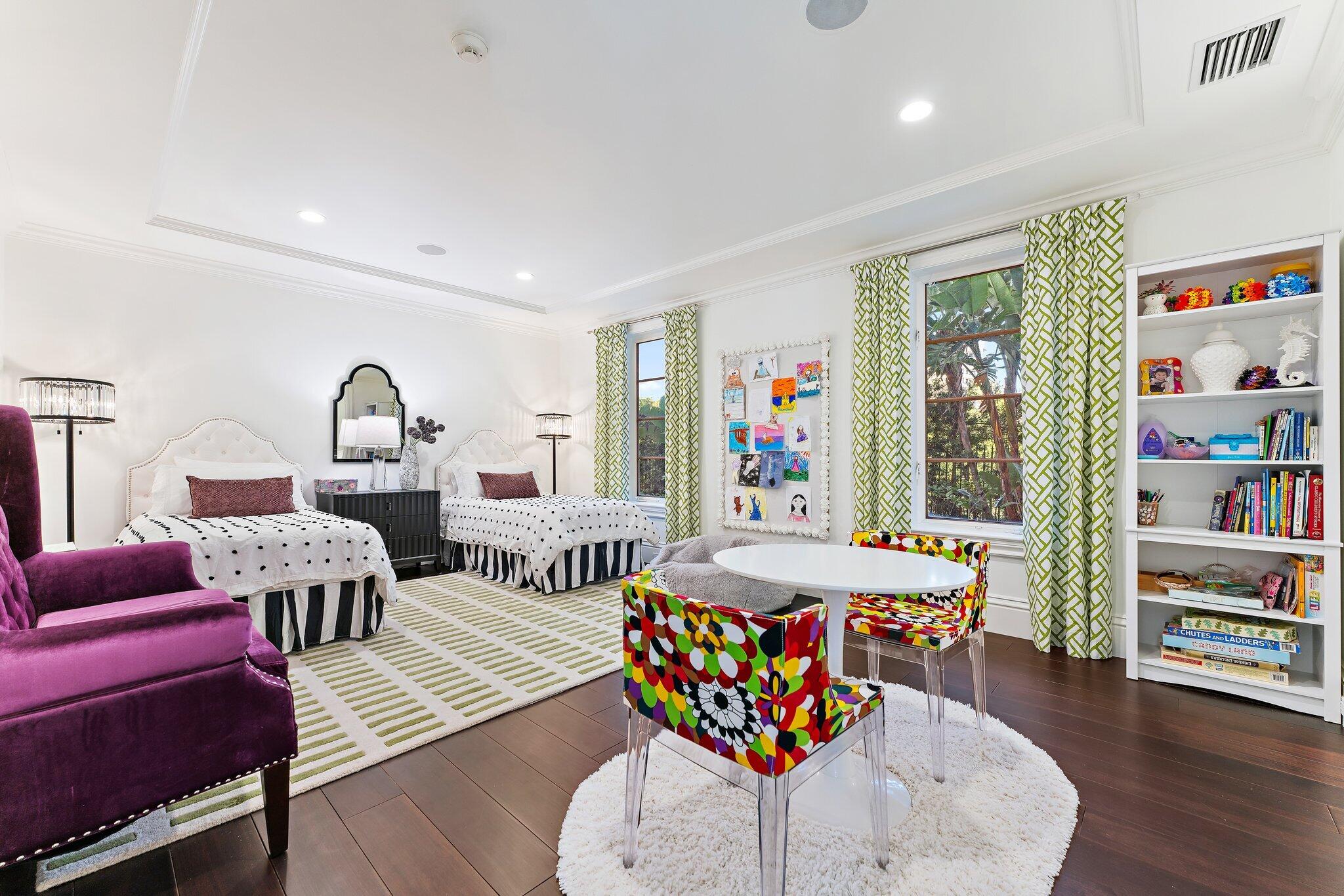 372 Regatta, Jupiter FL 33477