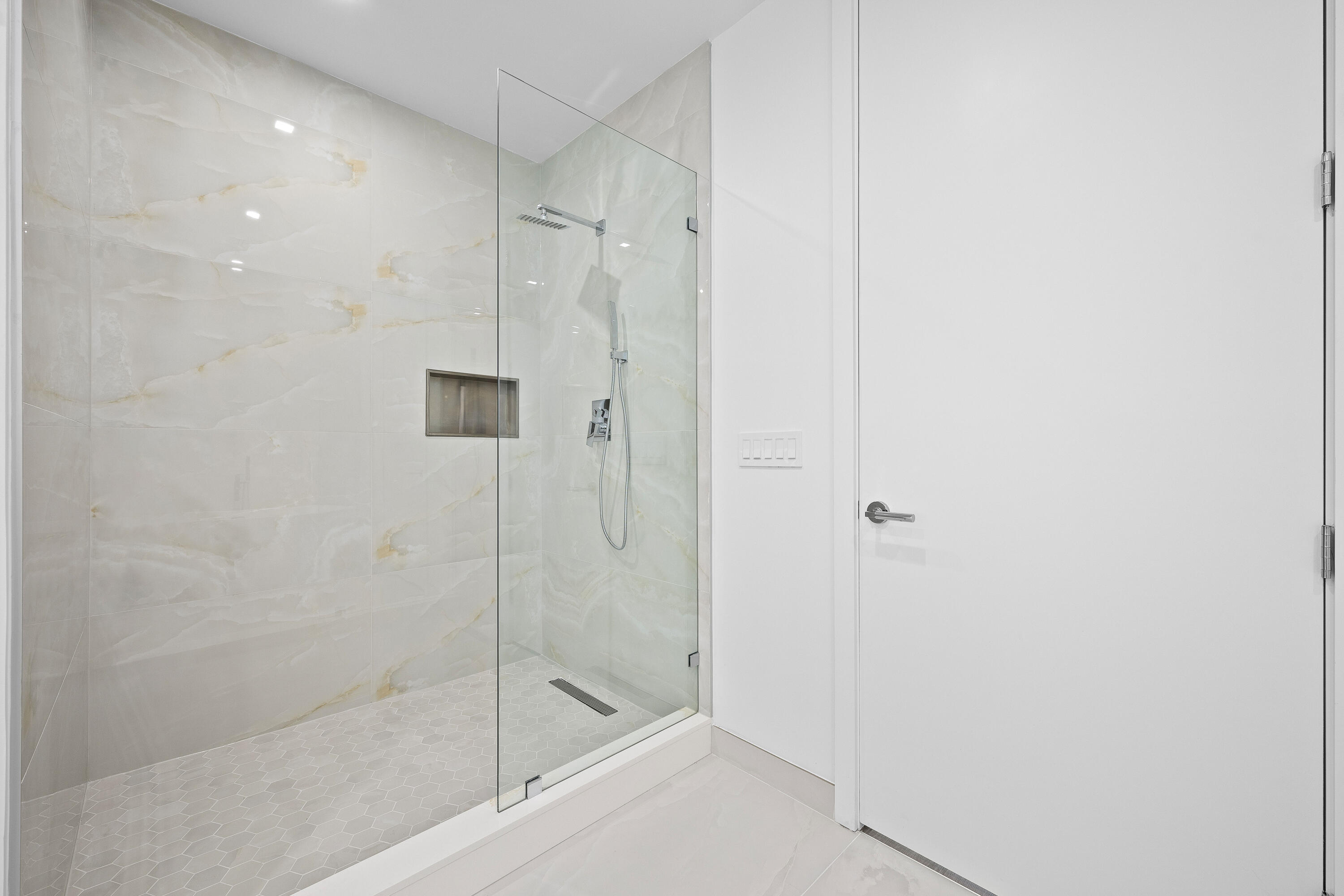 220 Lake Shore #1413, Lake Park FL 33403