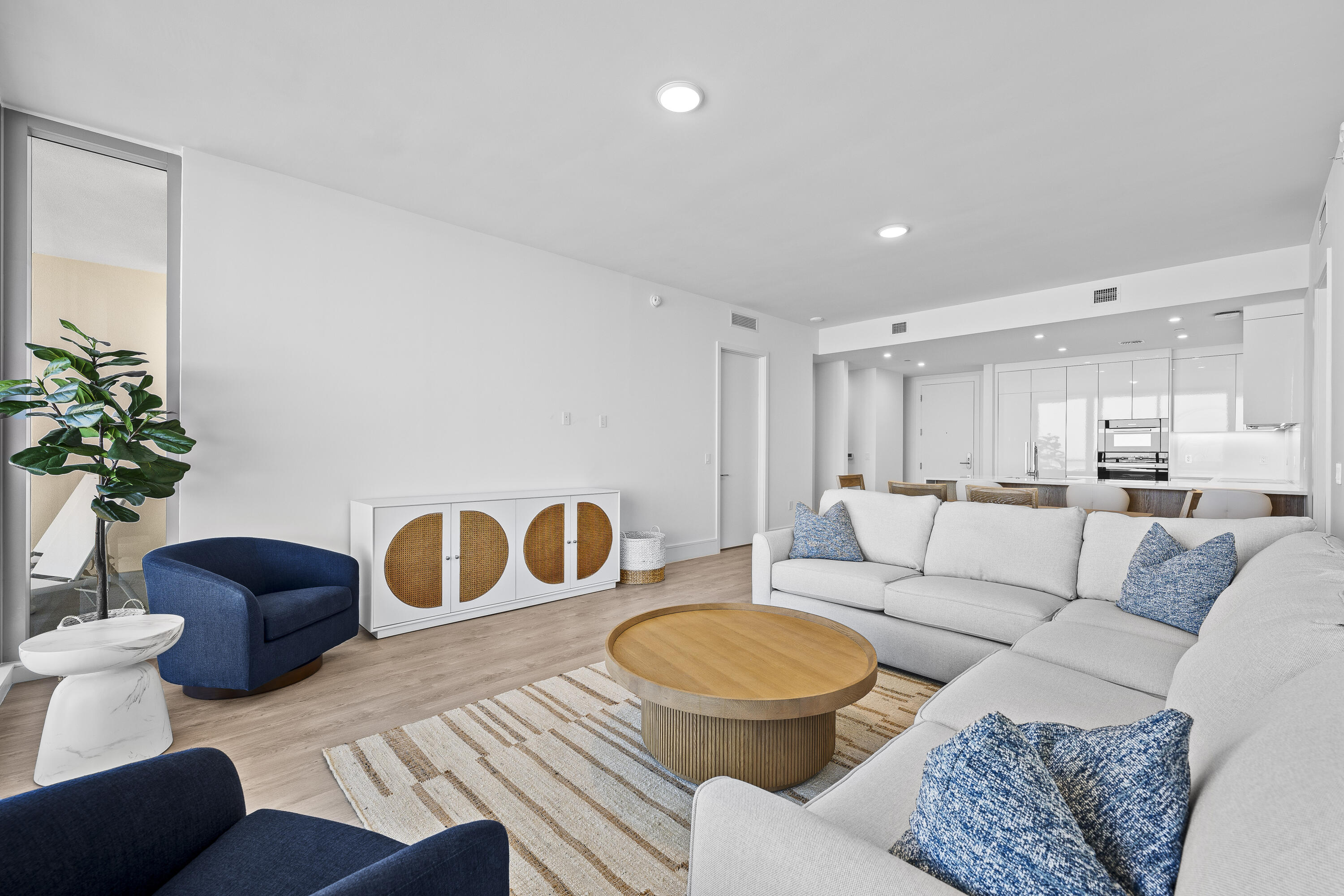 220 Lake Shore #1413, Lake Park FL 33403