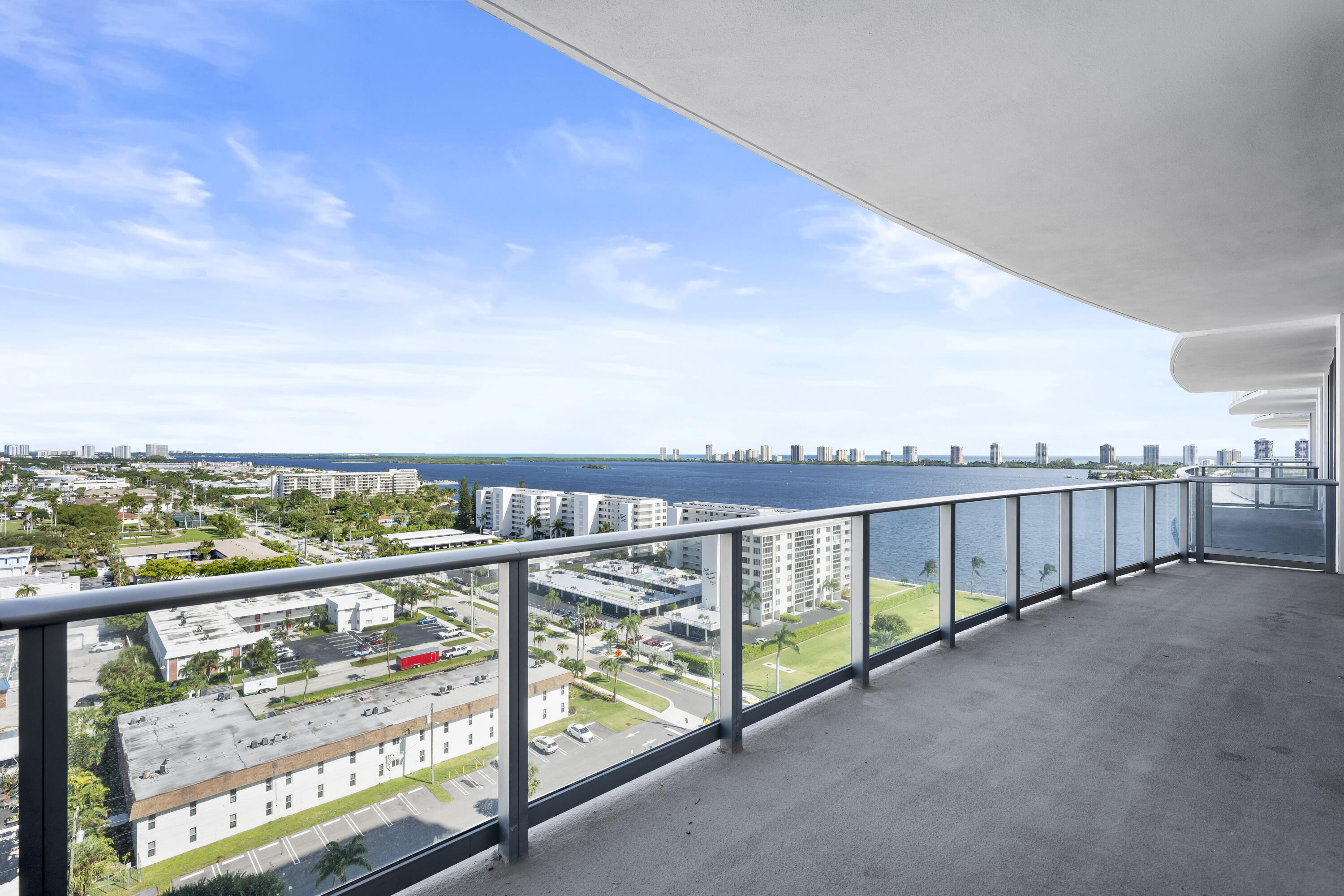 220 Lake Shore #1413, Lake Park FL 33403