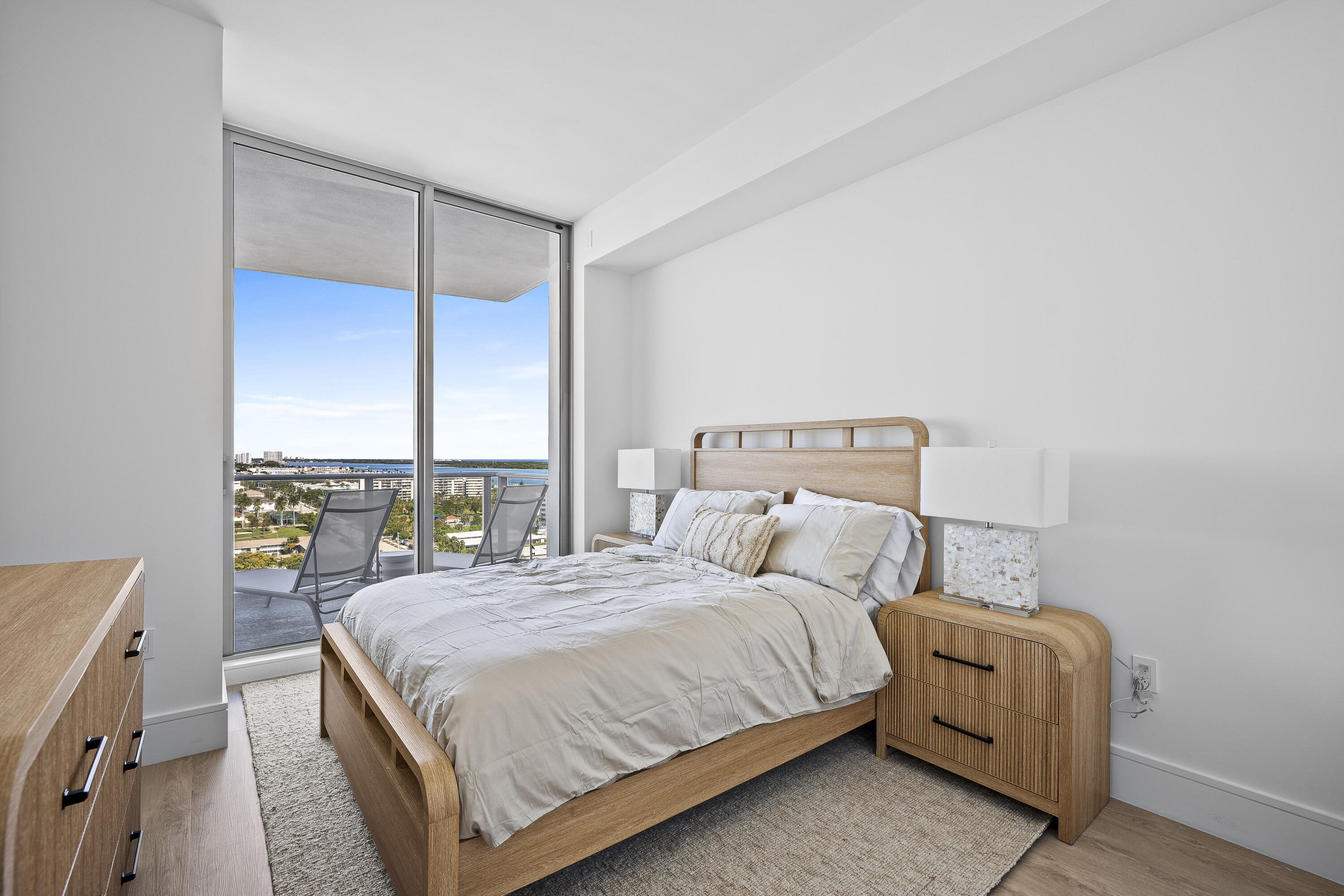 220 Lake Shore #1413, Lake Park FL 33403
