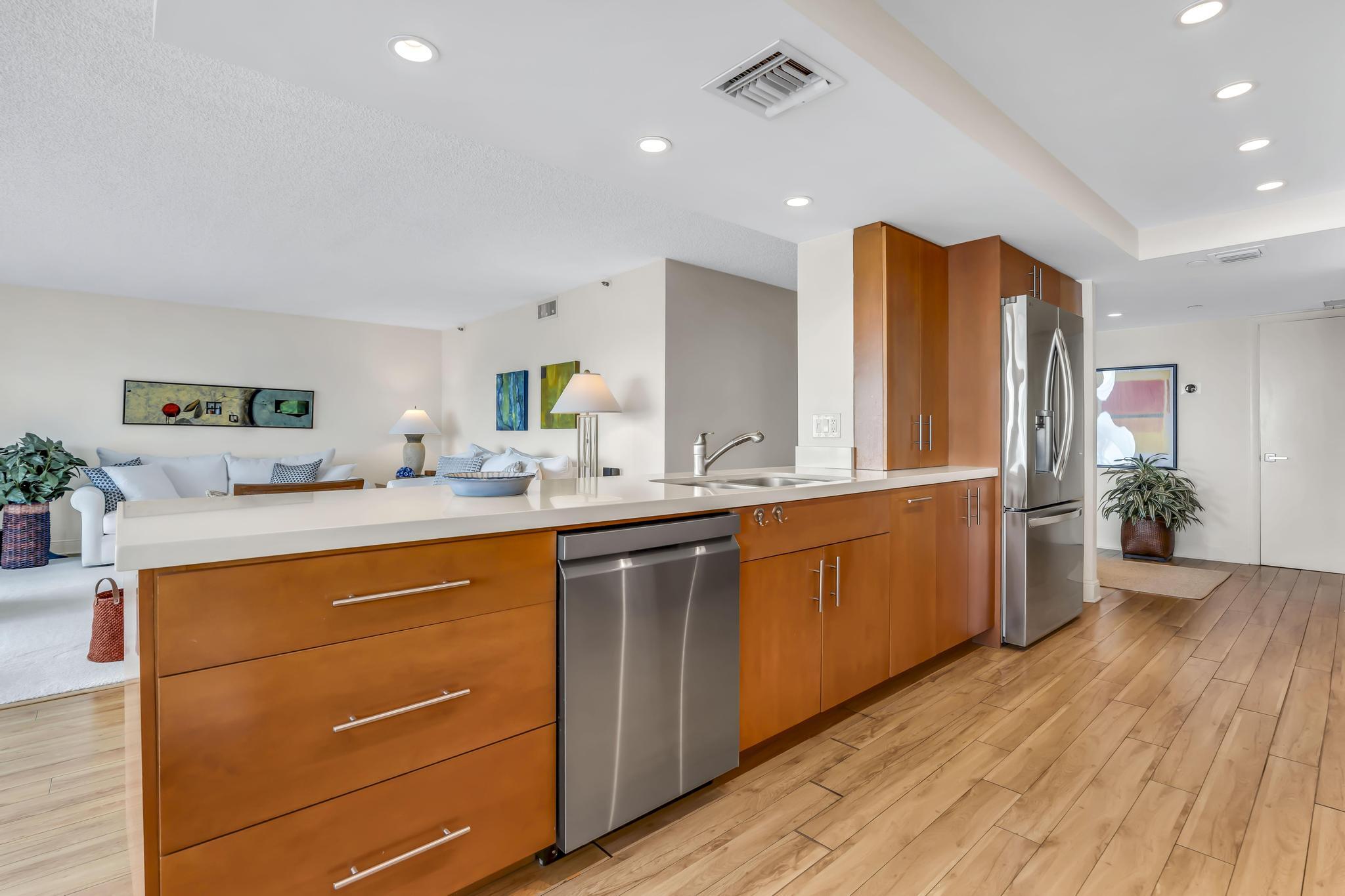 4301 N Ocean #1002, Boca Raton FL 33431