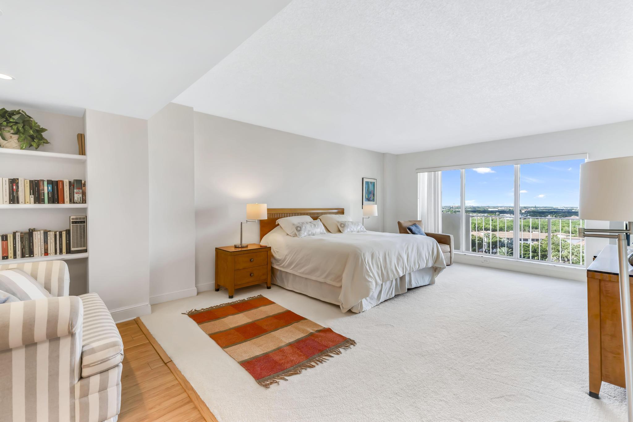 4301 N Ocean #1002, Boca Raton FL 33431