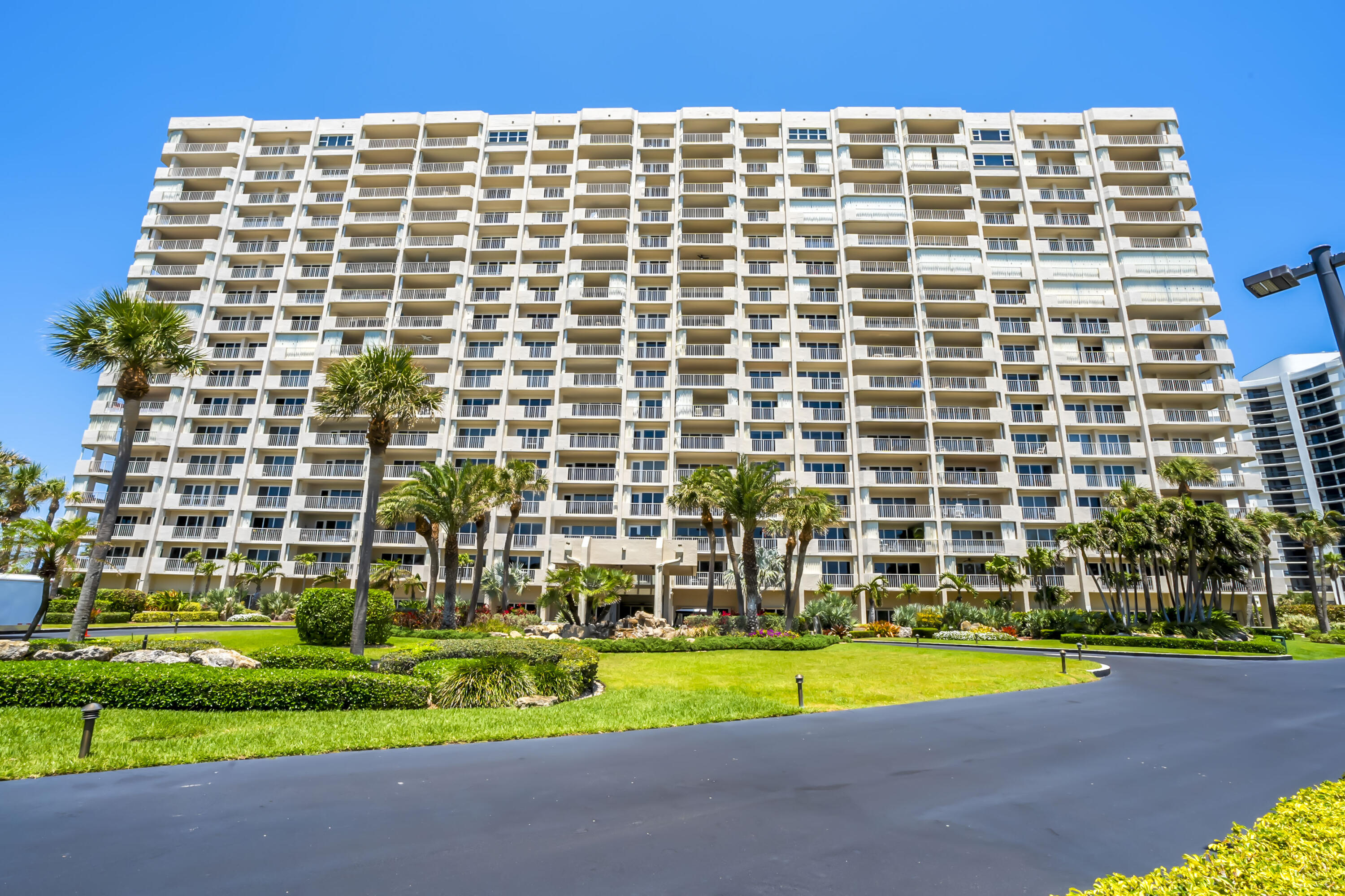 4301 N Ocean #1002, Boca Raton FL 33431