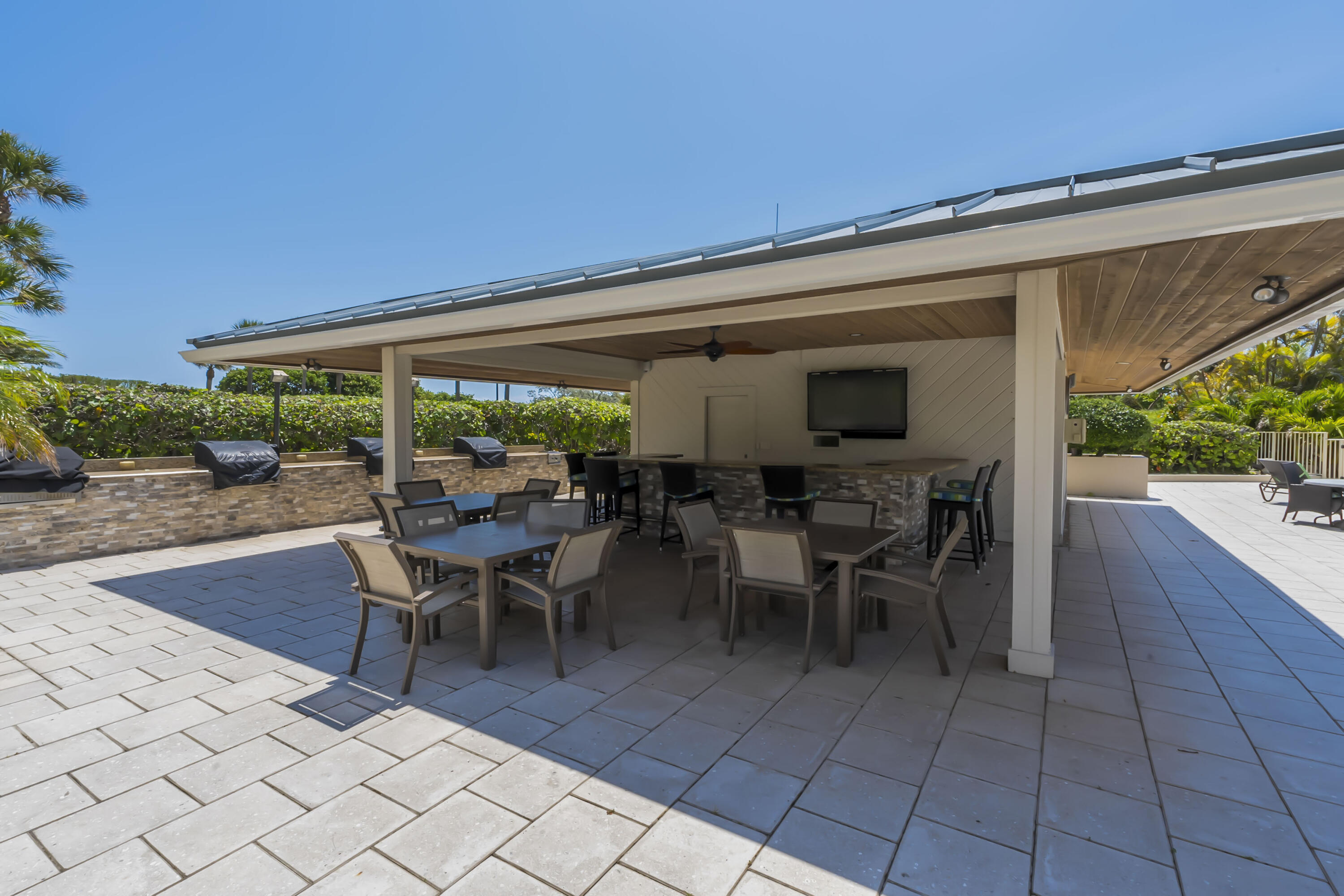4301 N Ocean #1002, Boca Raton FL 33431