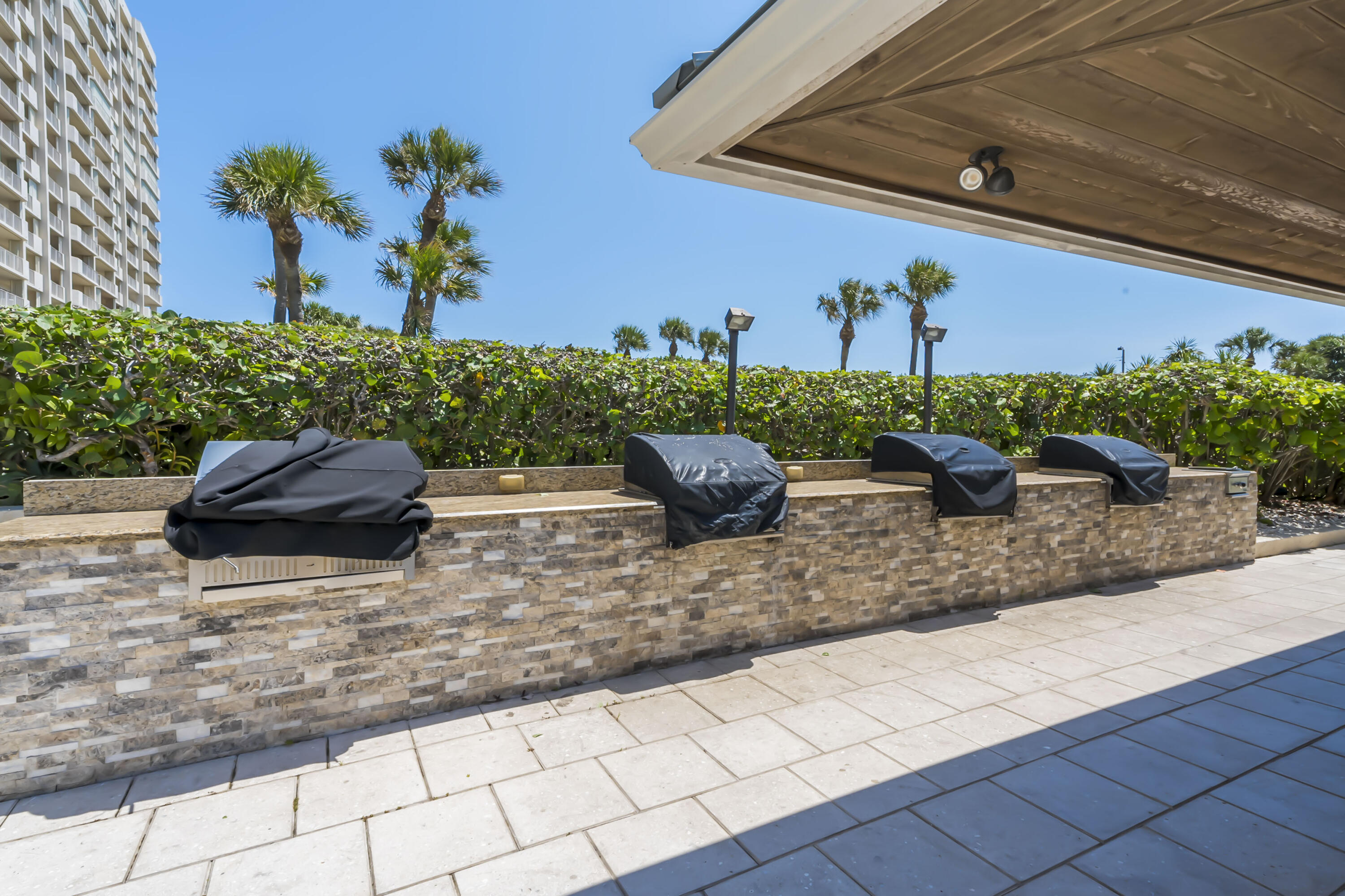 4301 N Ocean #1002, Boca Raton FL 33431