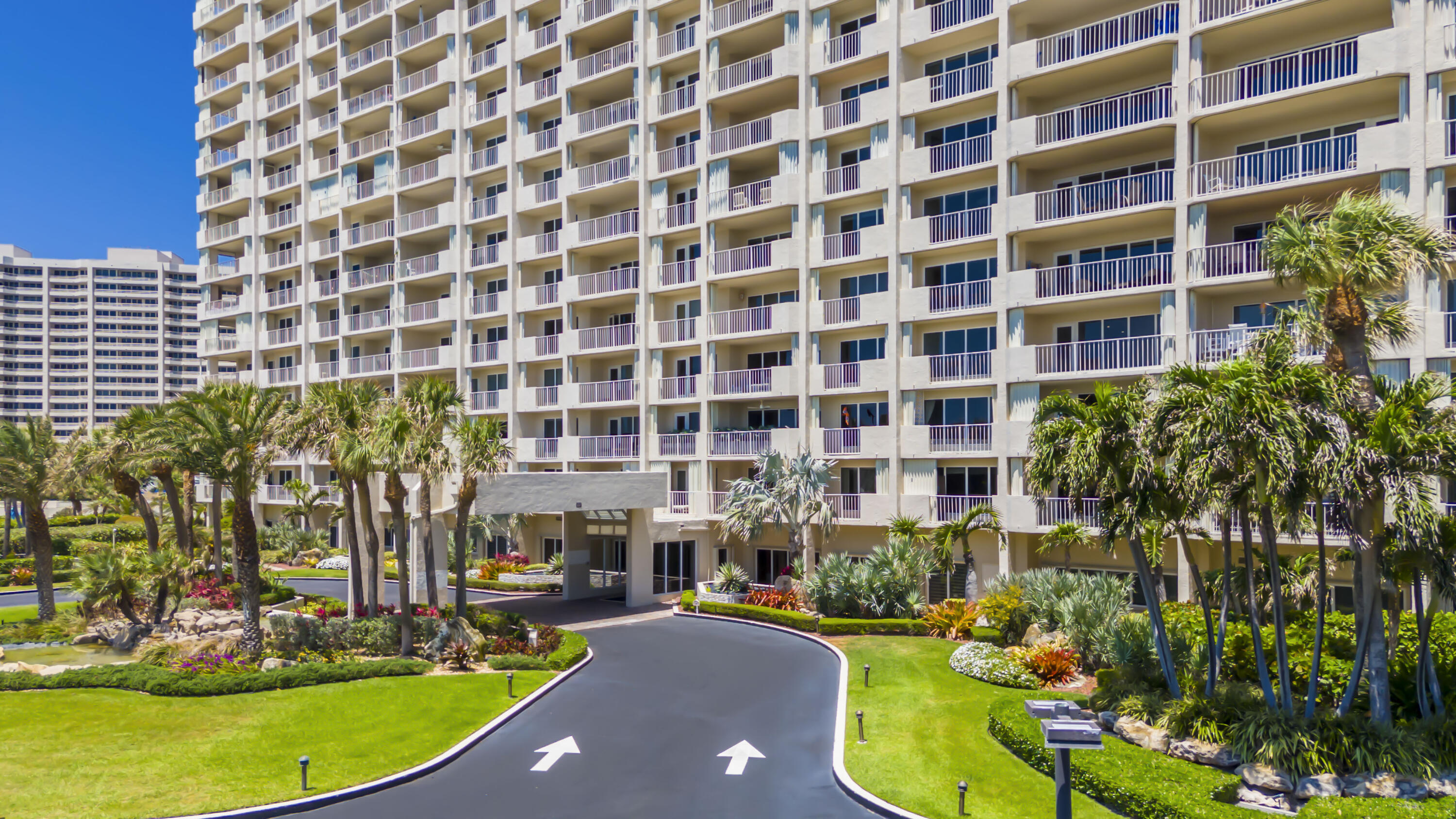 4301 N Ocean #1002, Boca Raton FL 33431