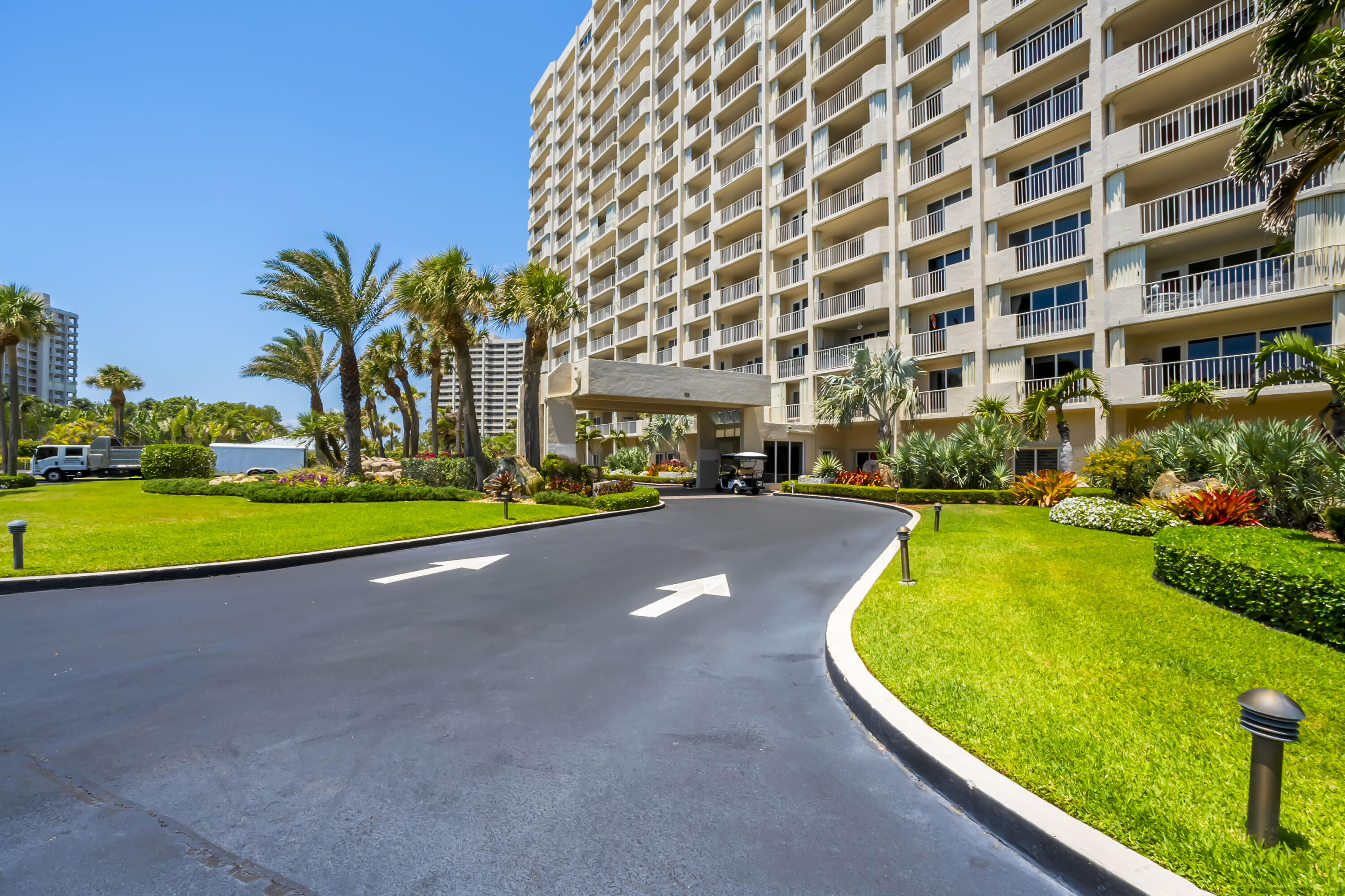 4301 N Ocean #1002, Boca Raton FL 33431